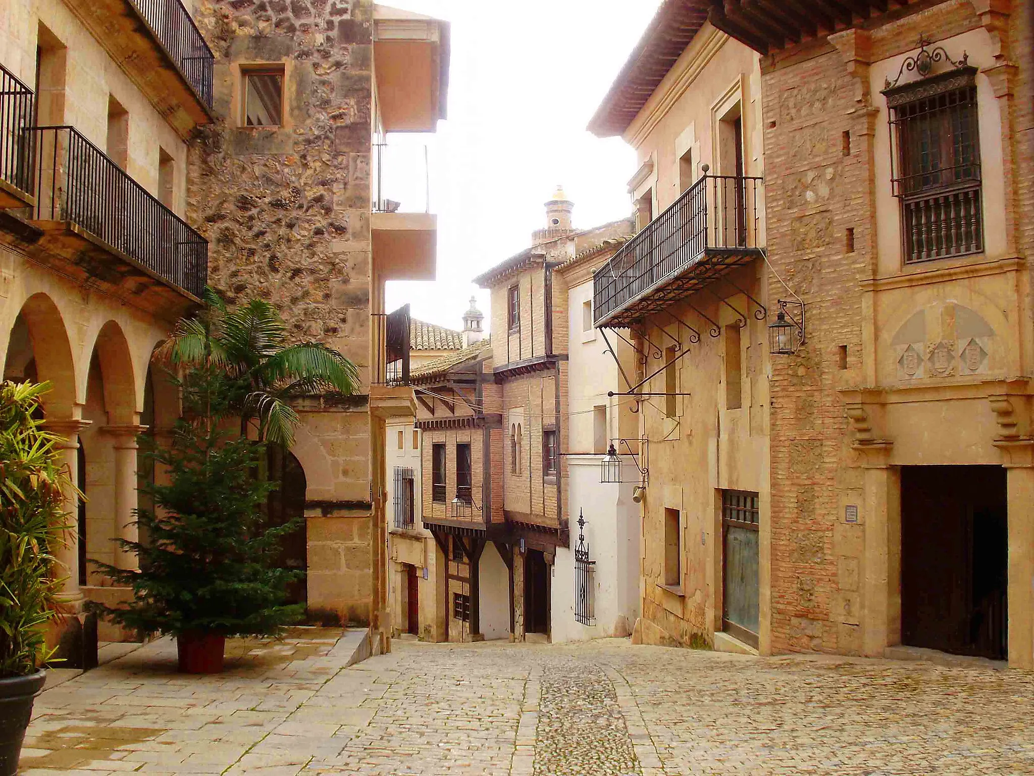 Photo showing: Palma de Mallorca - Una calle del Pueblo Español