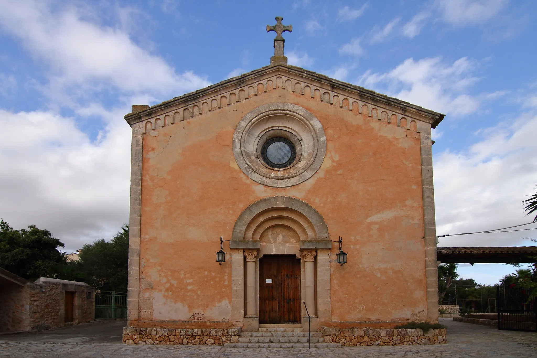 Photo showing: Ruberts, Iglesia parroquial, fachada principal