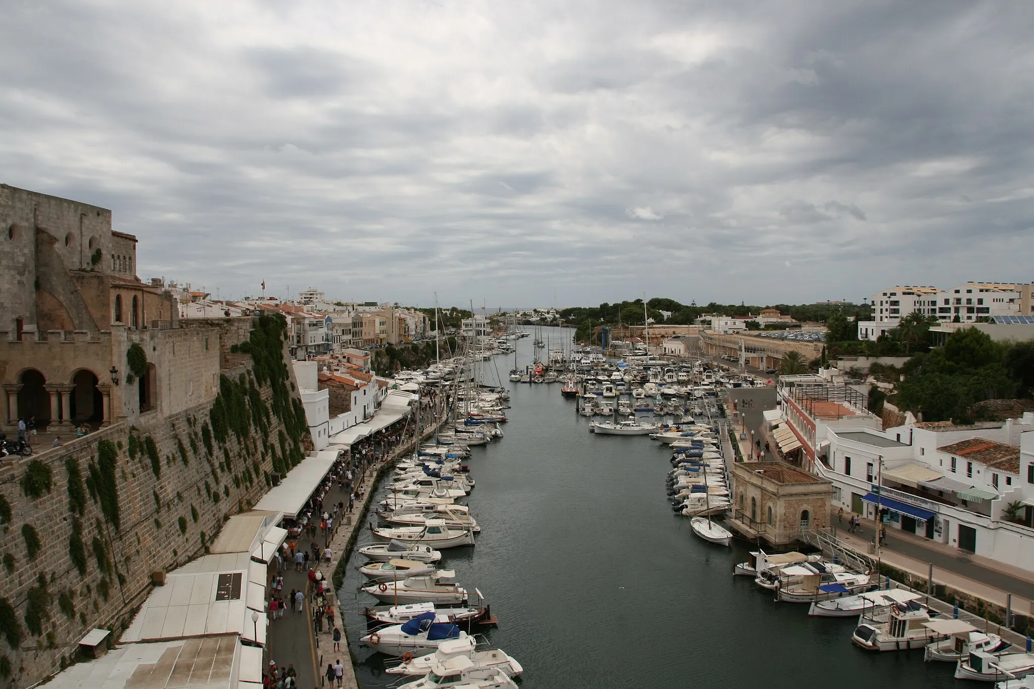 Photo showing: Vista del puerto de Ciutadella de Menorca