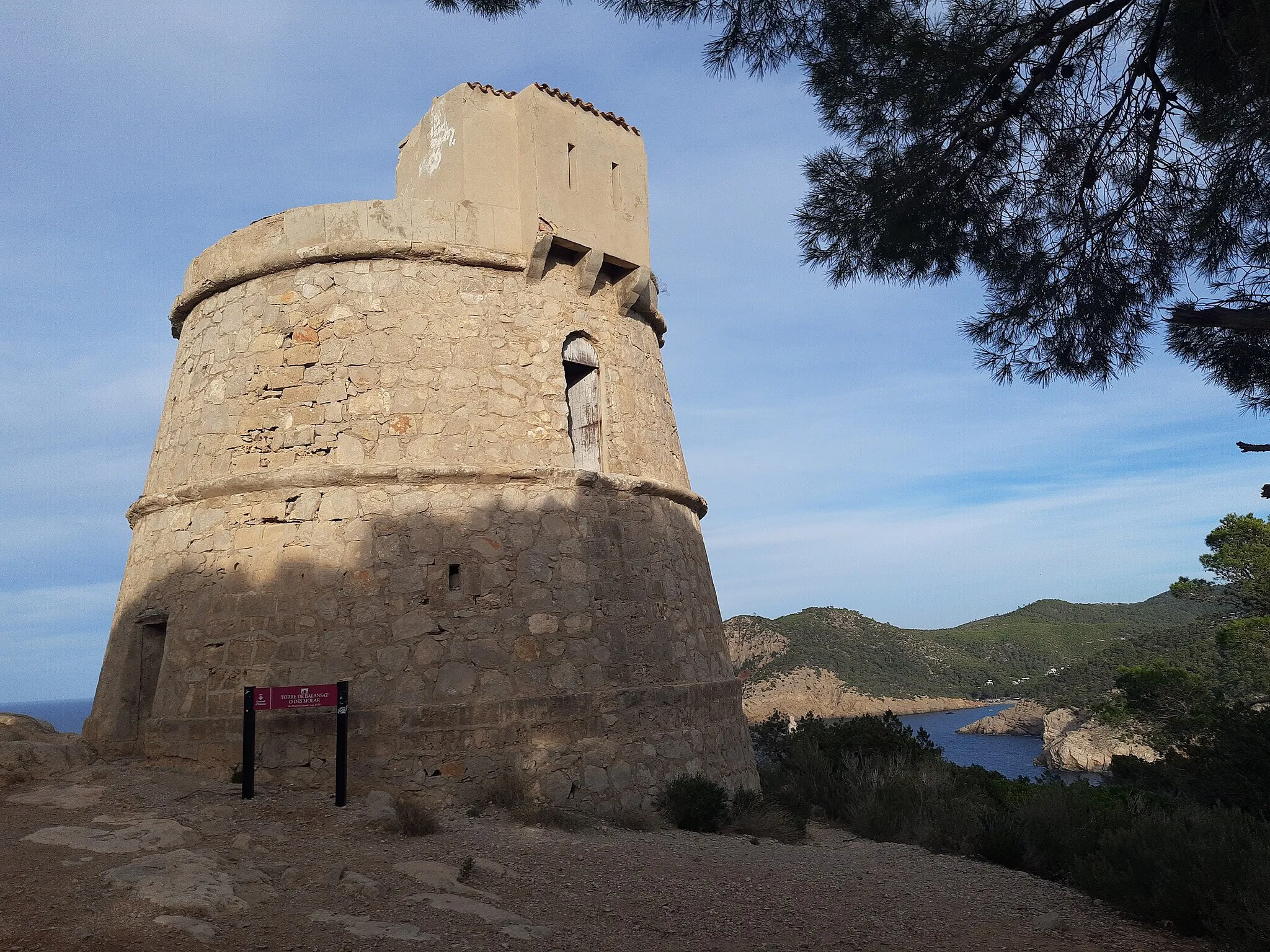 Photo showing: Torre des Molar, Port de Sant Miguel, Ibiza