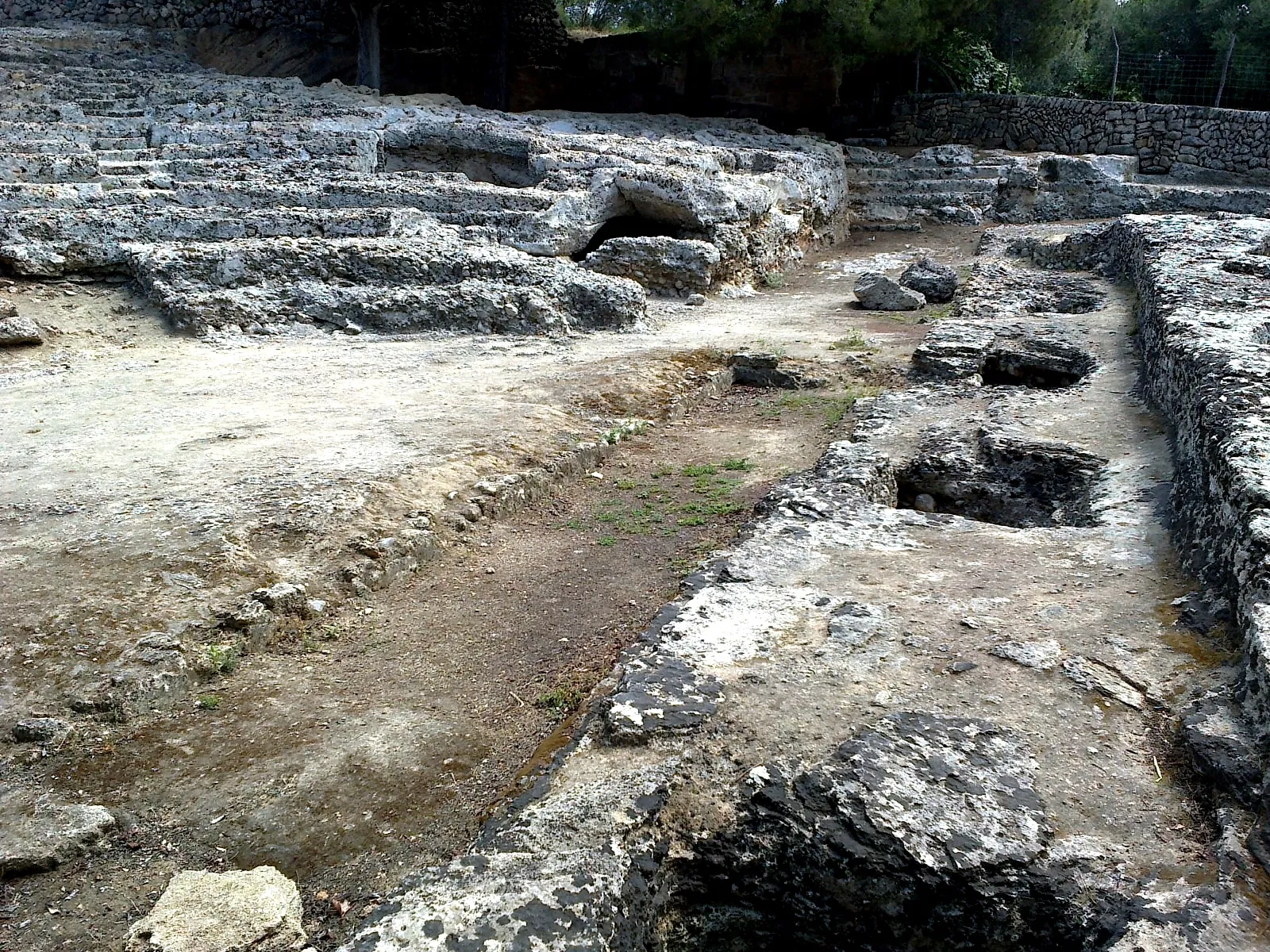 Photo showing: Majorque Alcudia Pollentia Portella Teatre Orchestre Scene