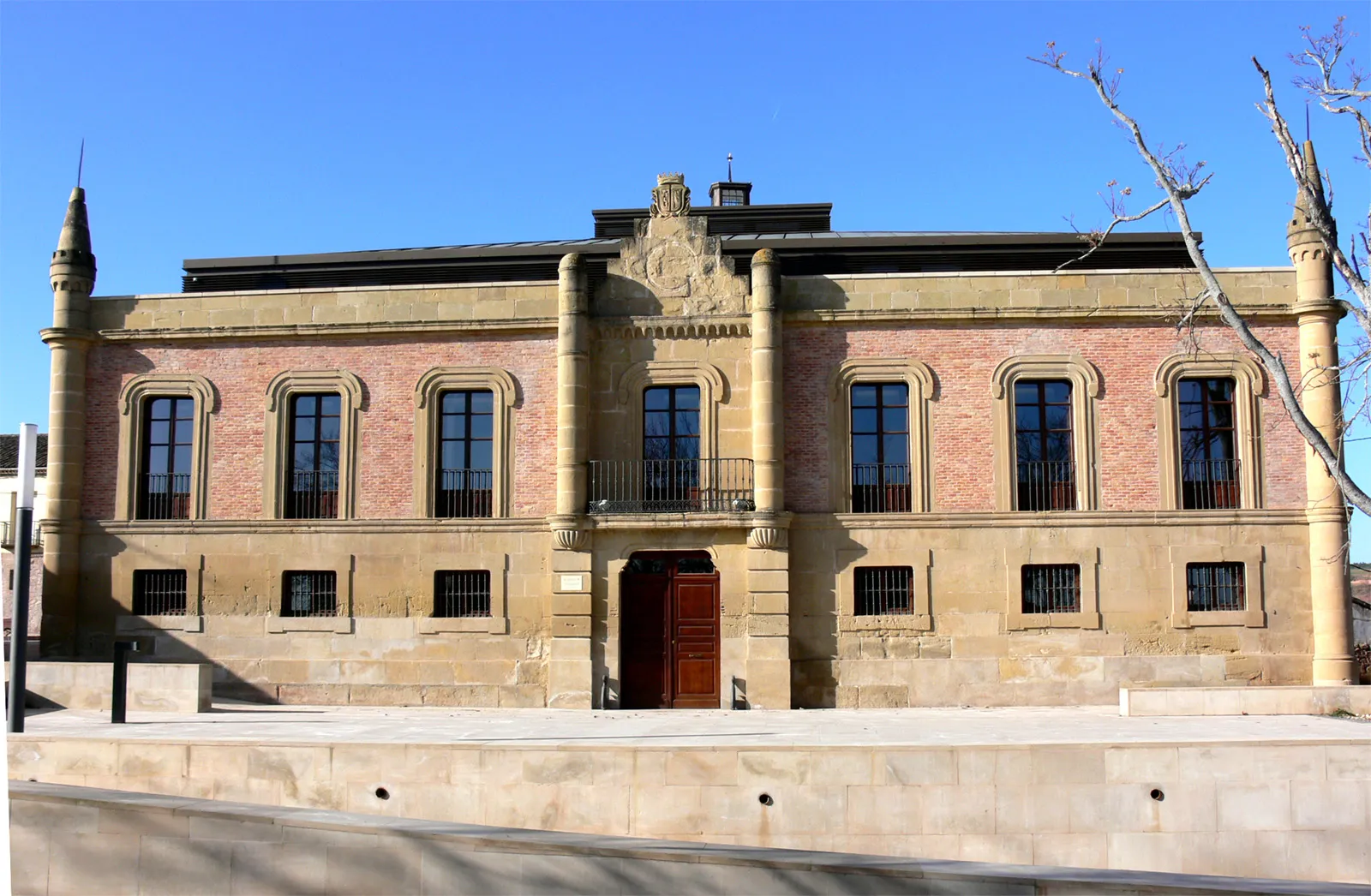 Photo showing: Palacio de los Condes de Hervías en Canillas de Rio Tuerto, La Rioja - España.