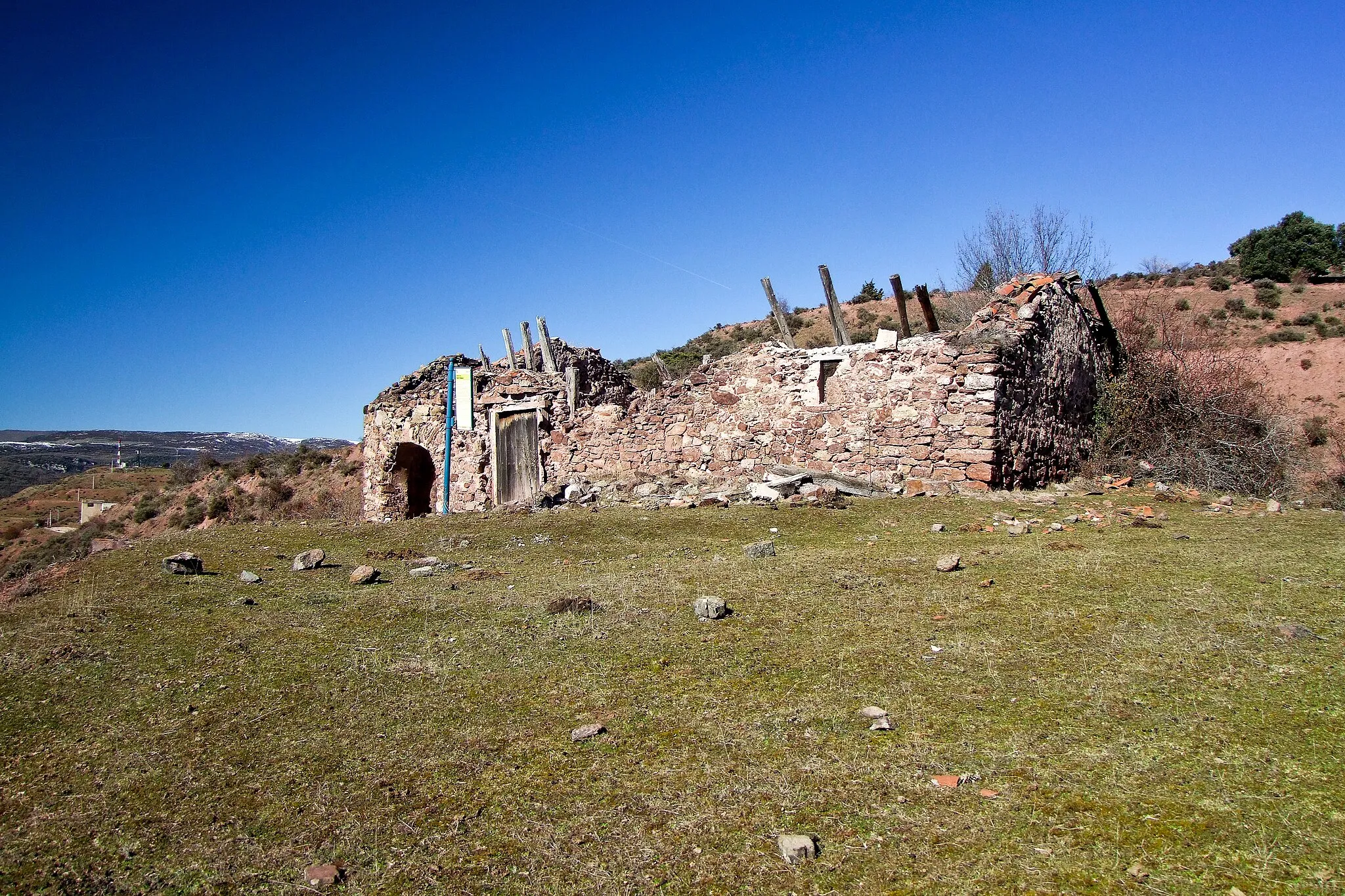 Photo showing: Ermita de San Roque en la localidad de Pinillos de Cameros, La Rioja - España