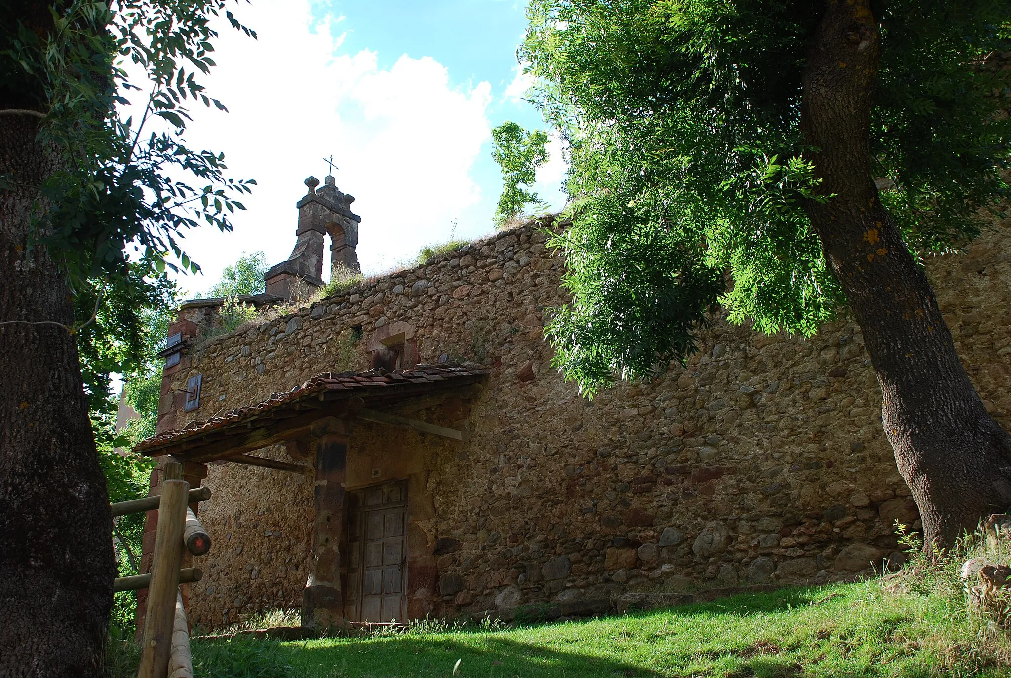 Photo showing: Iglesia de Turza, aldea de Ezcaray (La Rioja, España)