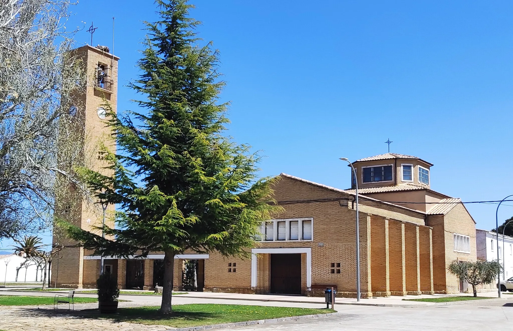 Photo showing: Iglesia parroquial de San Francisco Javier (Figarol)