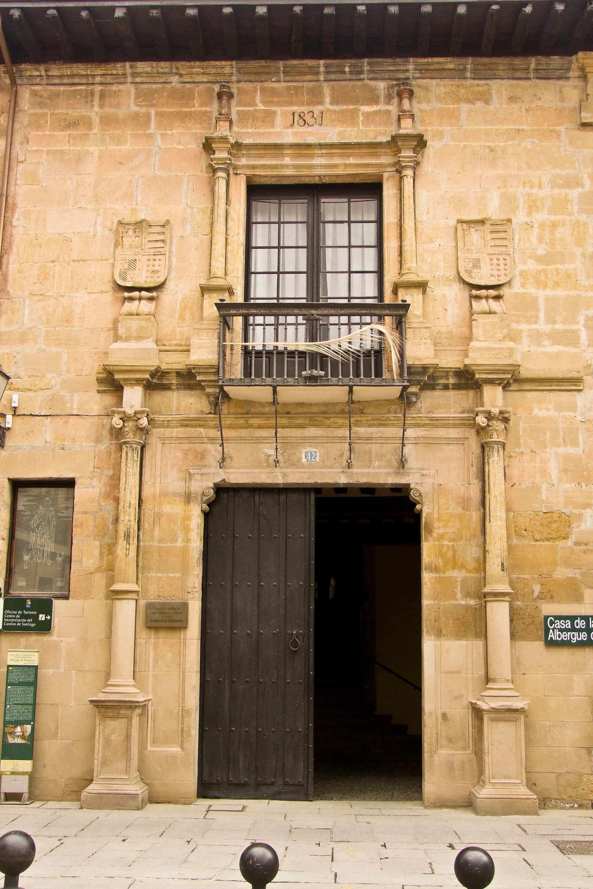 Photo showing: Casa de la Cofradia del Santo en la localidad de Santo Domingo de la Calzada, La Rioja - España