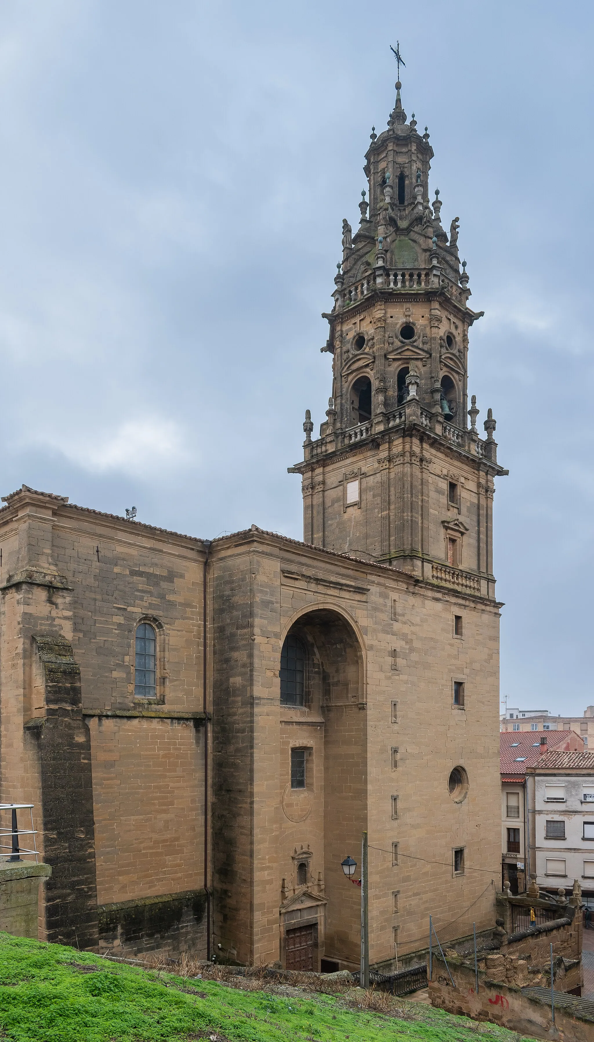 Photo showing: Saint Thomas church in Haro, La Rioja, Spain
