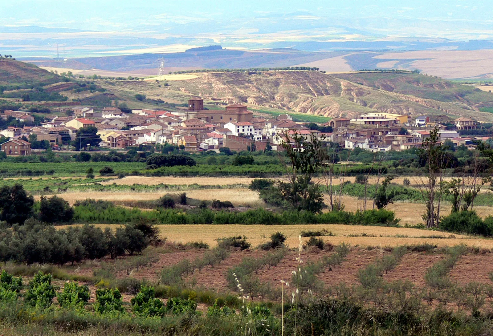 Photo showing: Vista de Corera, municipio de La Rioja (España).