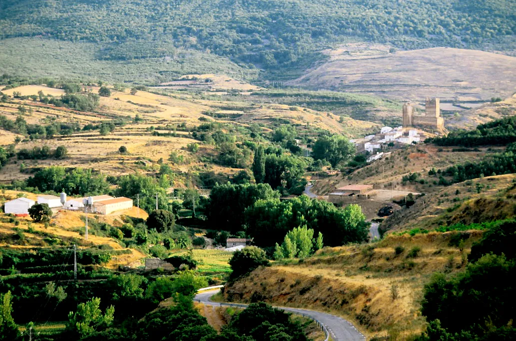 Photo showing: The village and its surroundings. Vozmediano, Soria, Castile and León, Spain