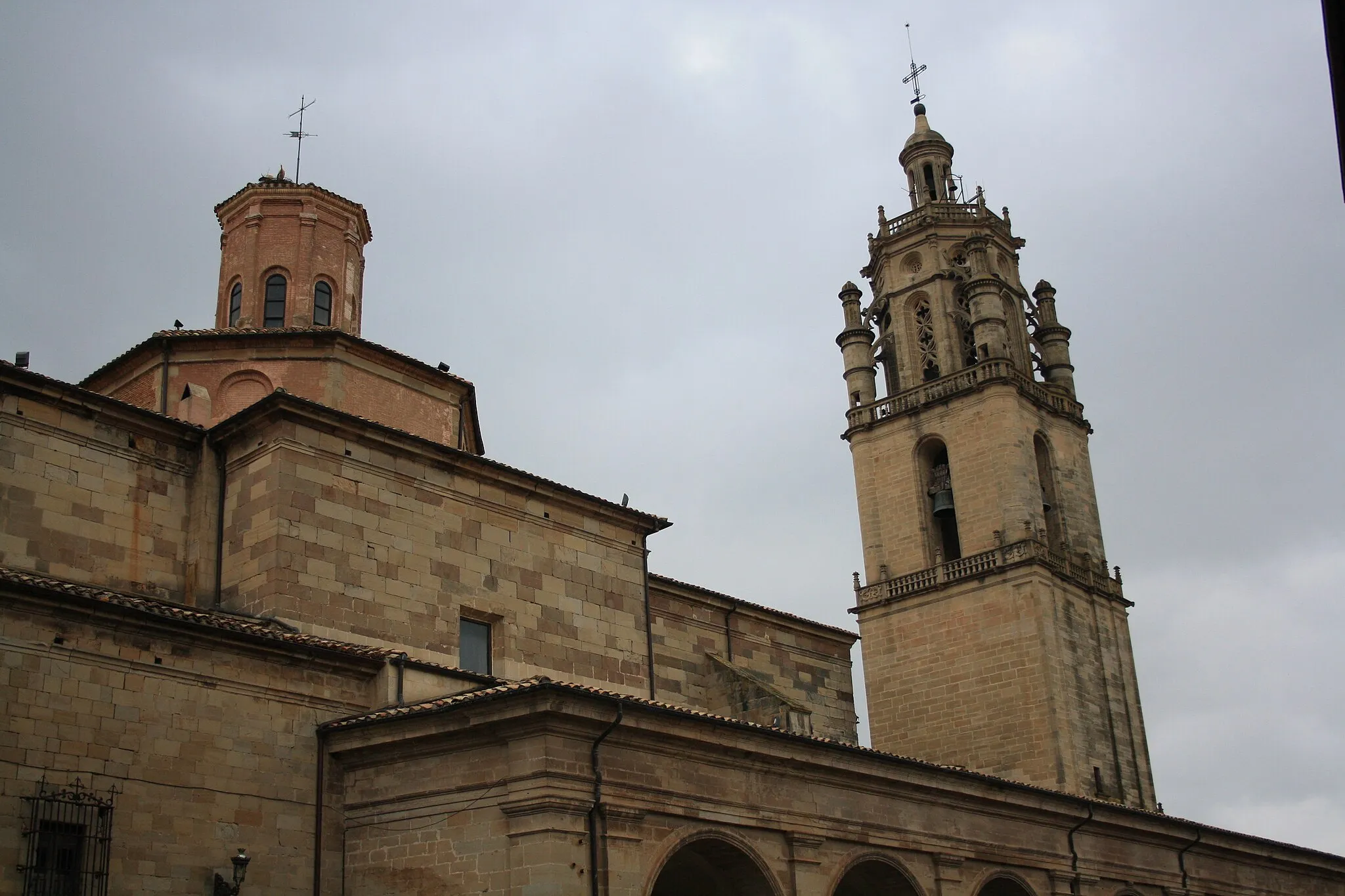 Photo showing: Los Arcos- Iglesia de Santa María