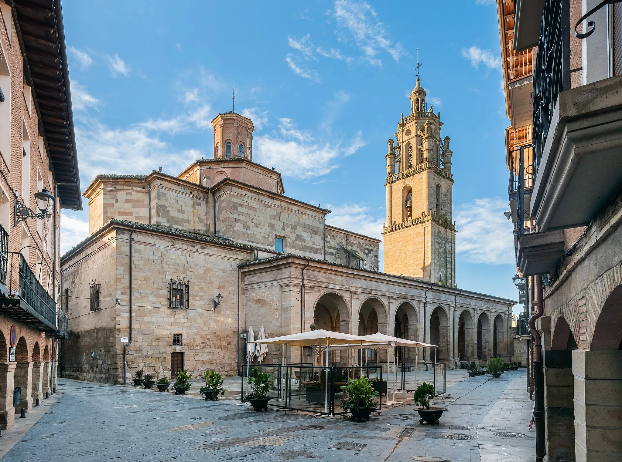 Photo showing: Saint Mary church in Los Arcos, Navarre, Spain