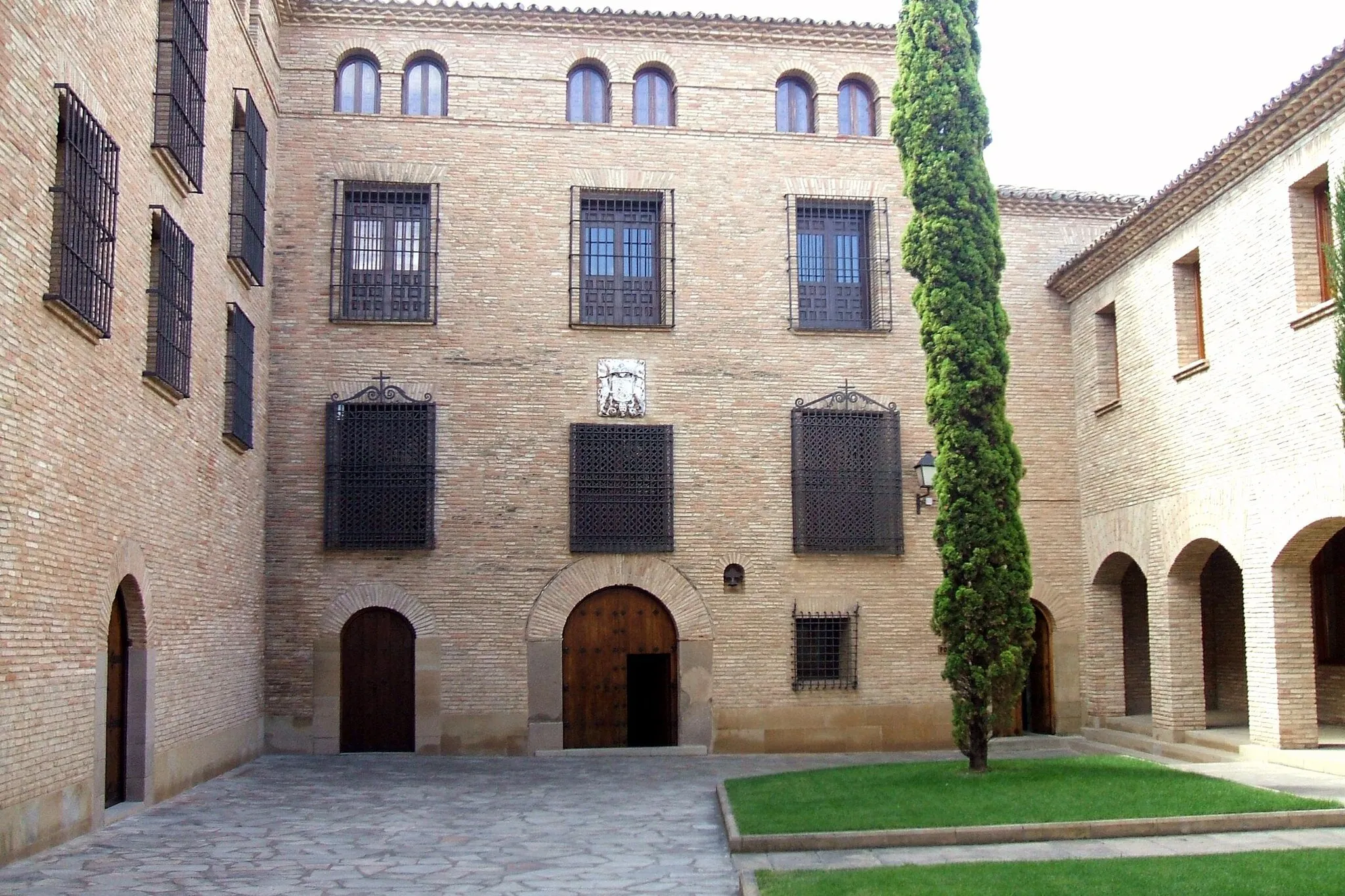 Photo showing: Monasterio femenino trapense (Cistercienses OCSO) de Santa María de la Caridad, en Tulebras (Navarra, España)