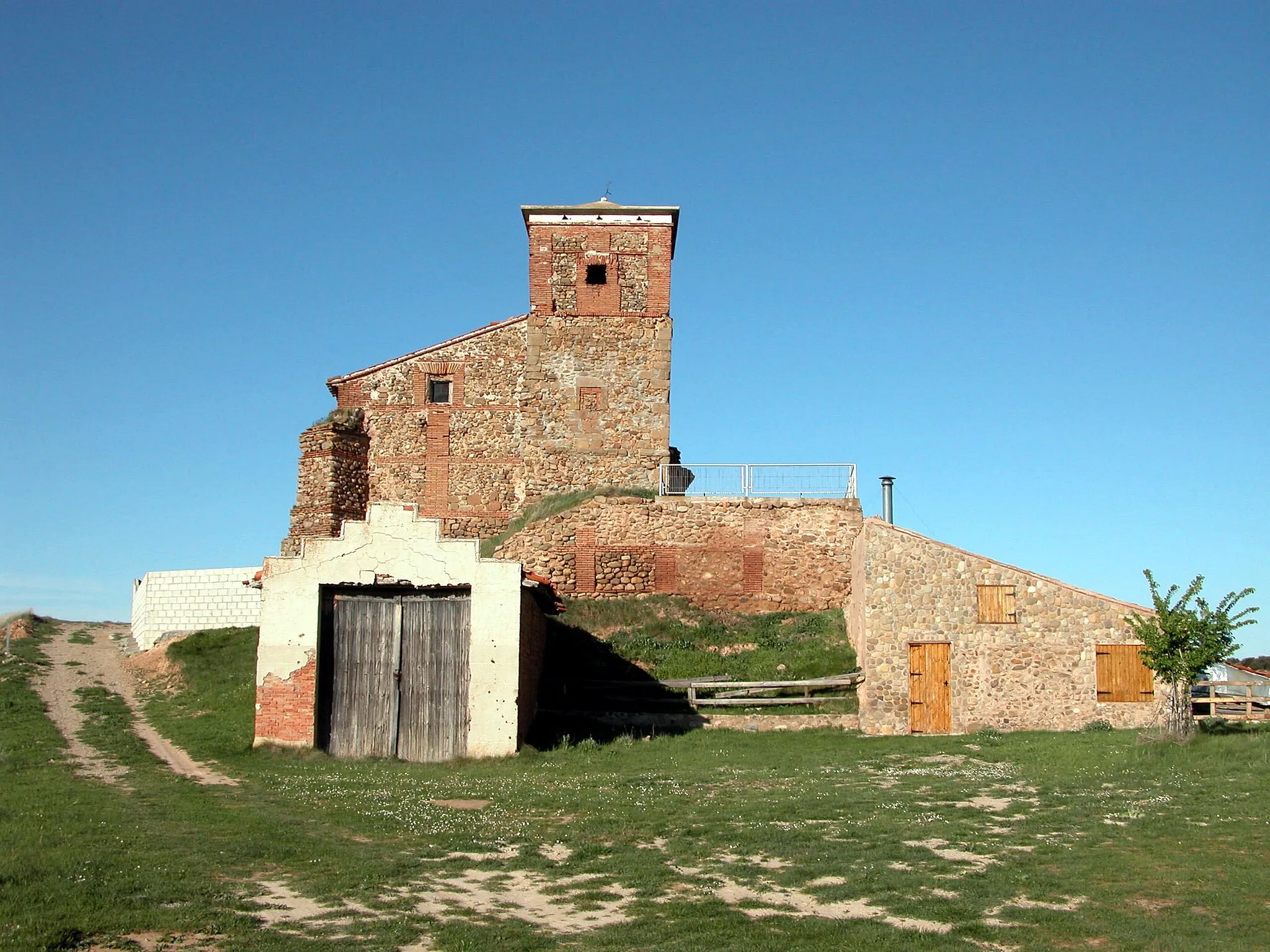 Photo showing: CARBONERA (Bergasa). Iglesia parroquial.