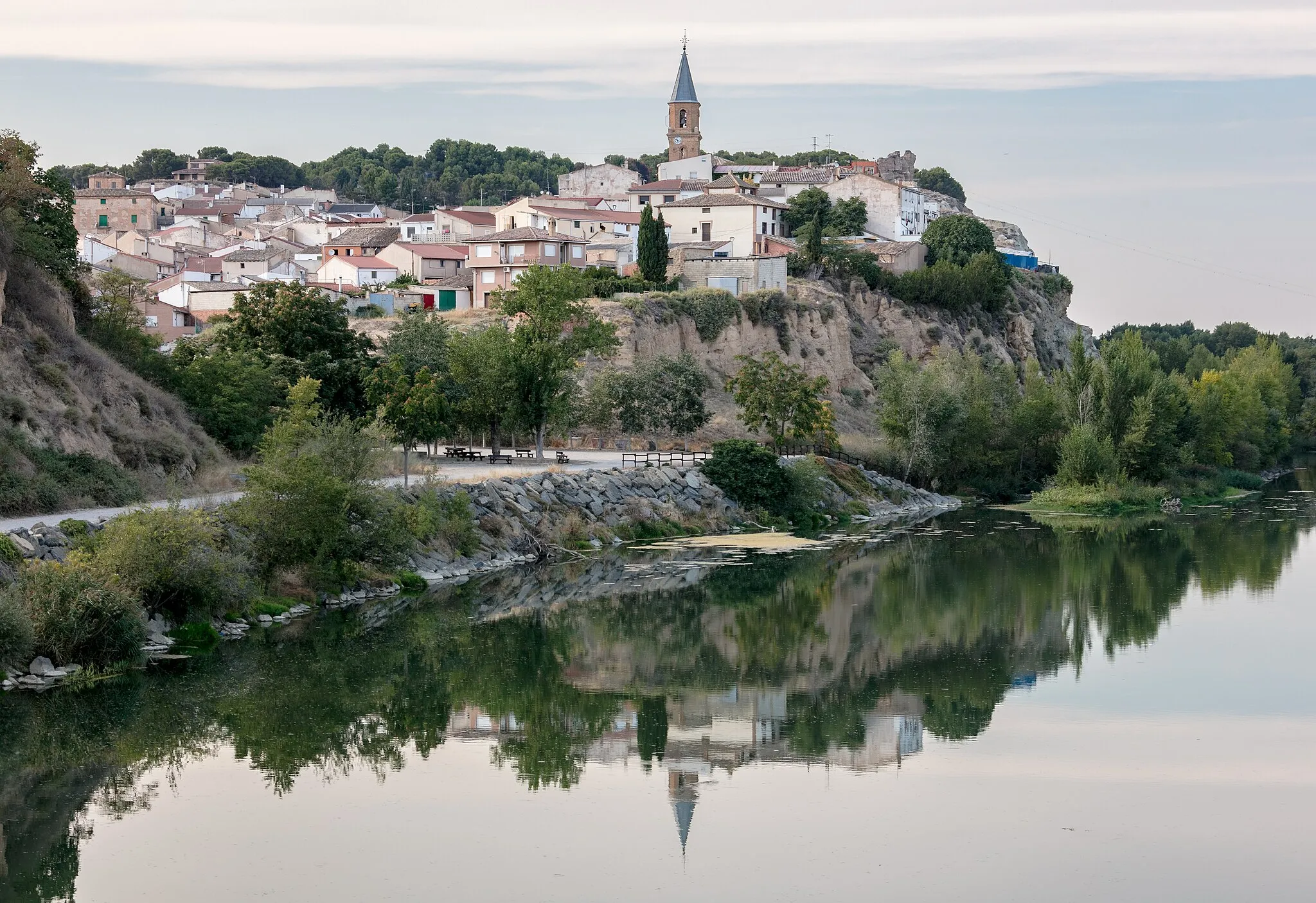 Photo showing: Aragón River along Milagro, Navarre, Spain