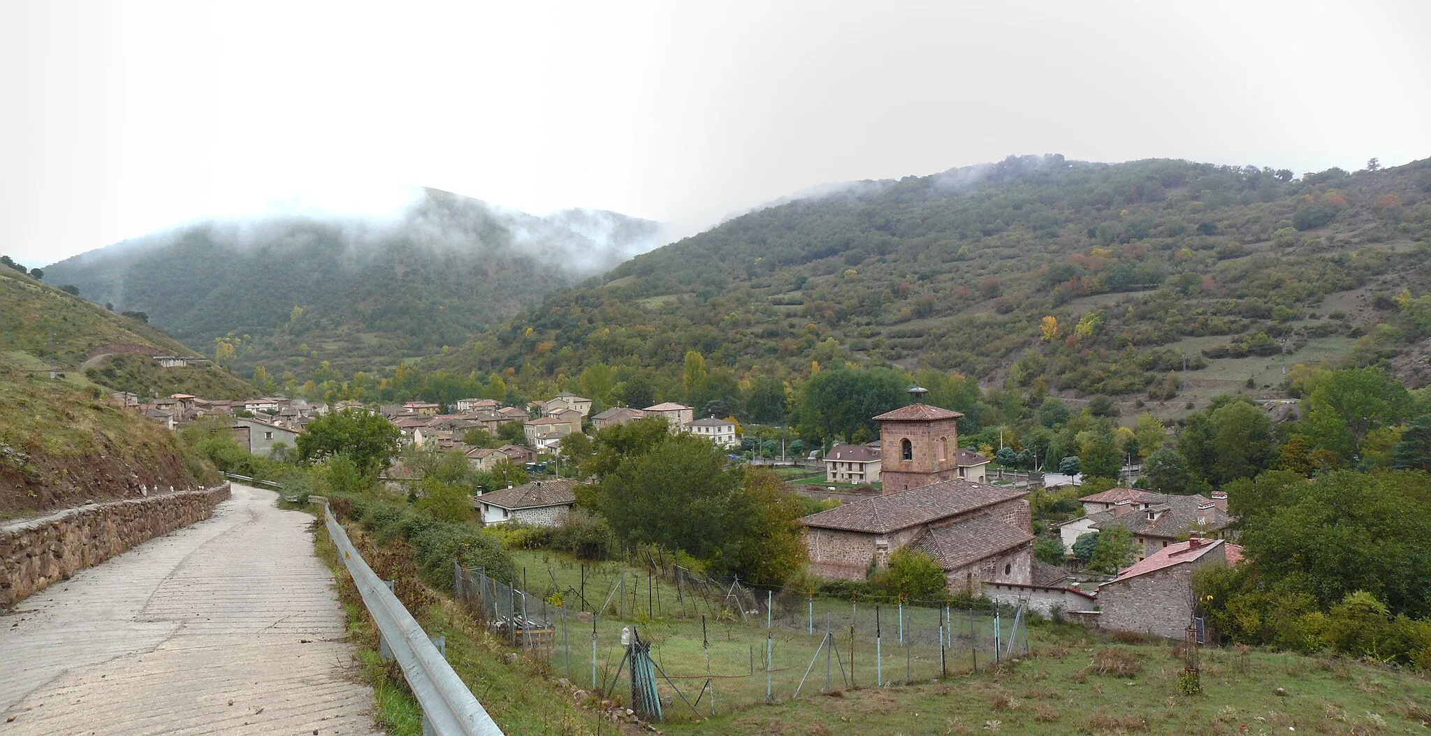 Photo showing: Vista de Viniegra de Abajo.