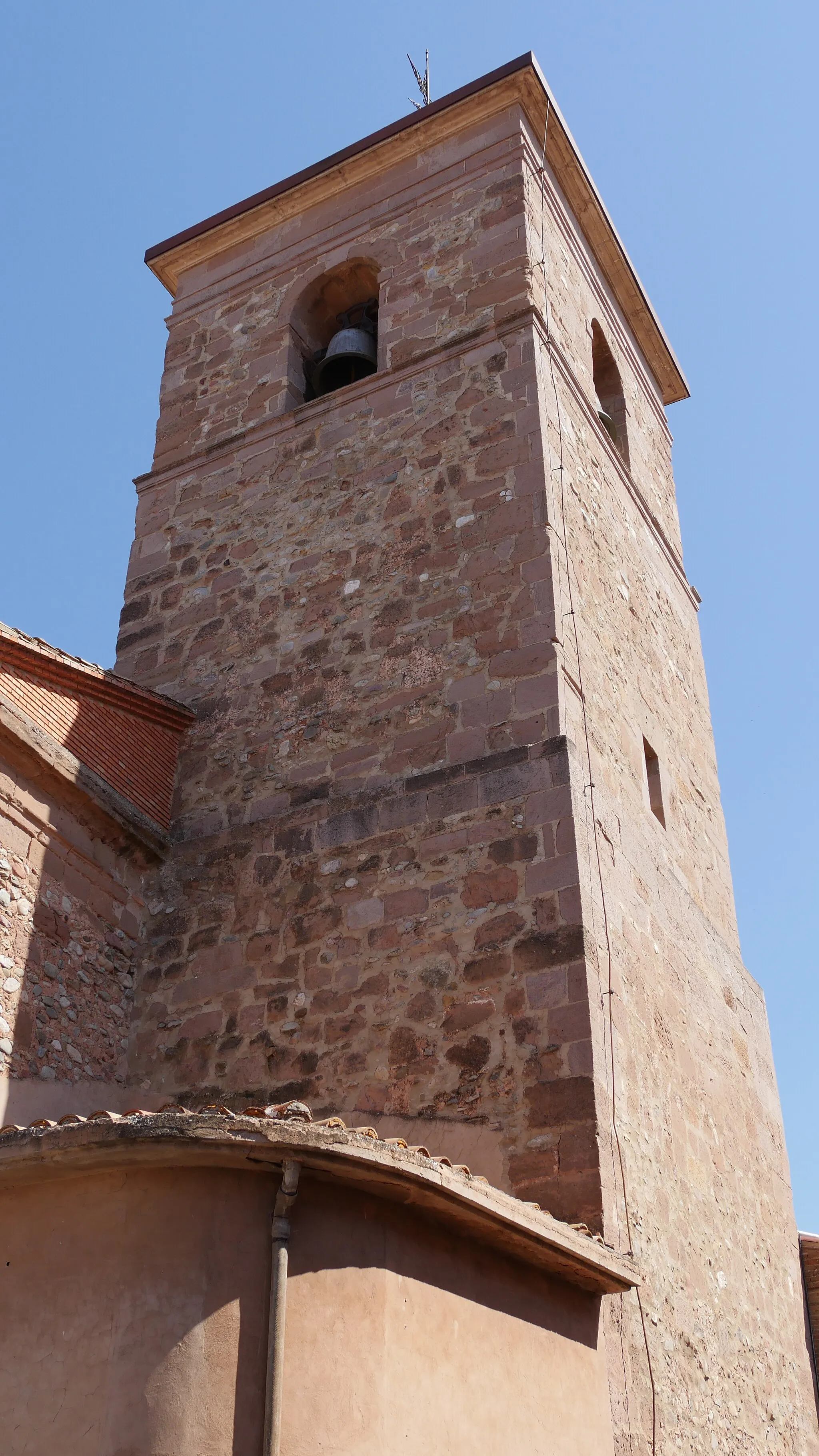 Photo showing: Bell tower of the Church of Our Lady of Expectation (Nuestra Señora de la Expectación) in Badarán, La Rioja, Spain.