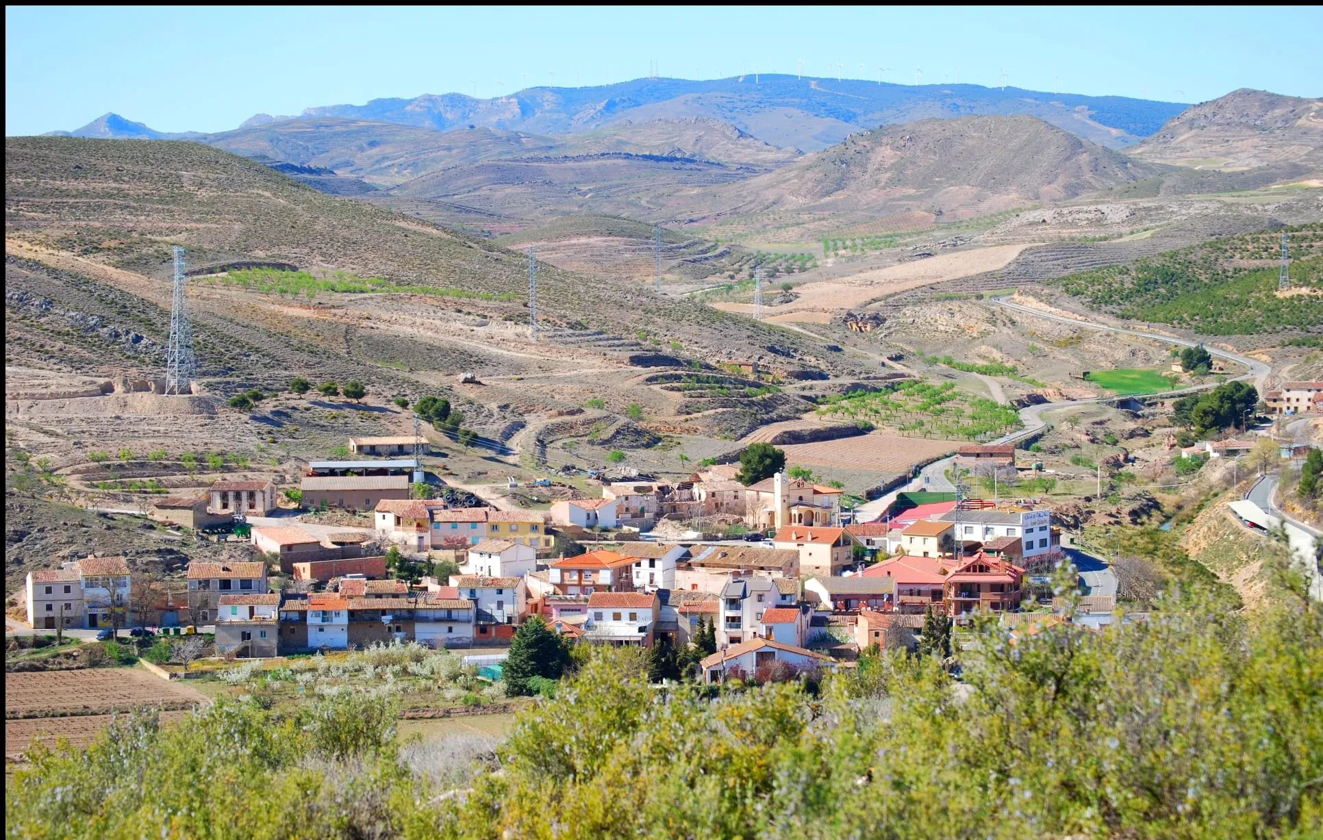 Photo showing: Vista general de la localidad de Ventas del Baño.