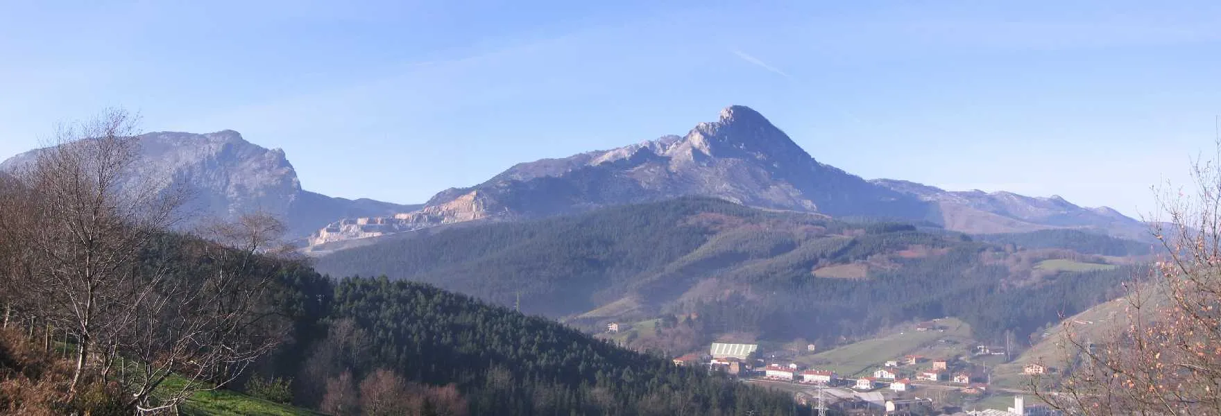 Photo showing: Vista del monte Mugarra, Vizcaya, País Vasco, España.