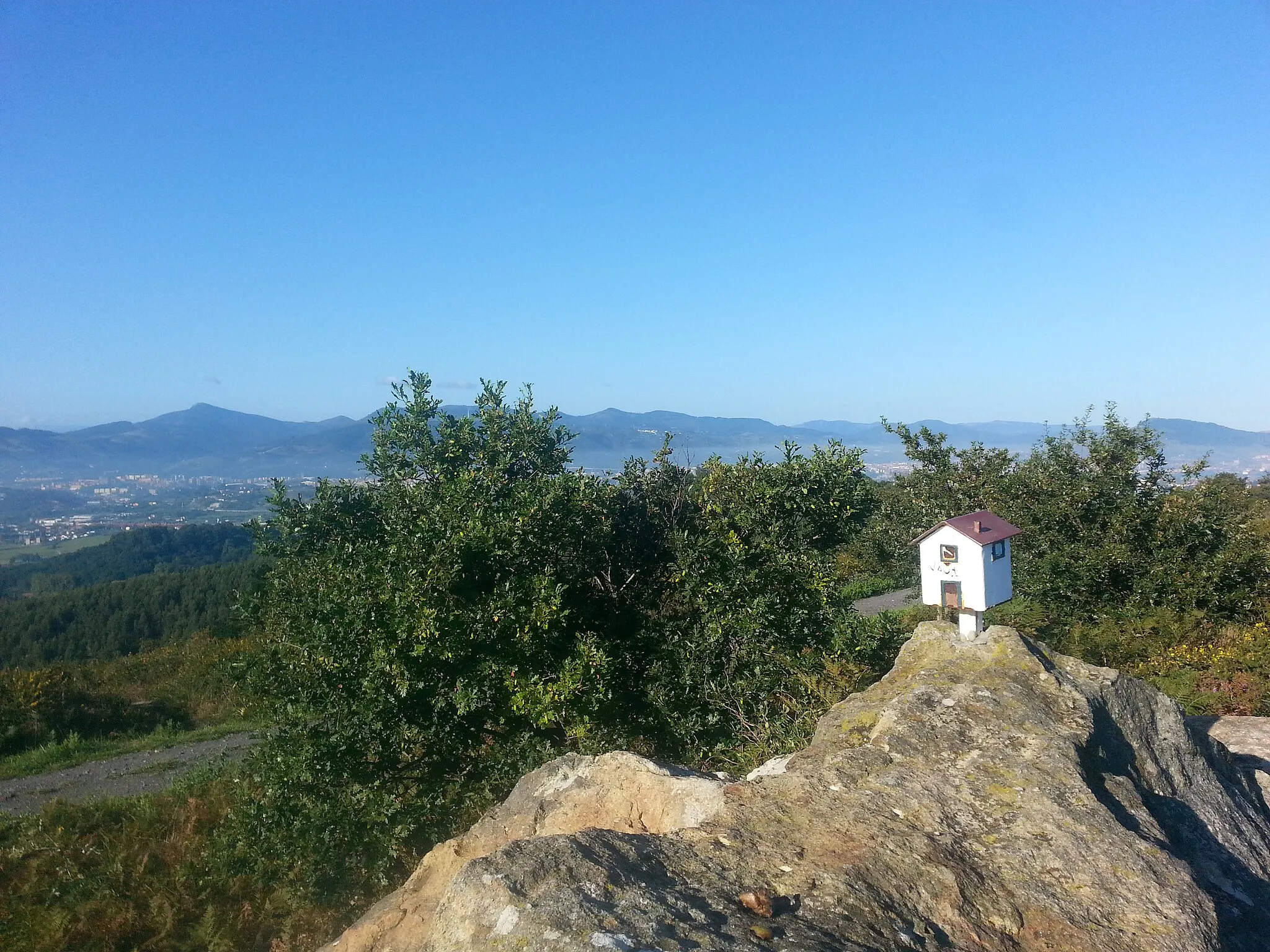 Photo showing: Karabezu hill. 255 metres. Erandio. Biscay.