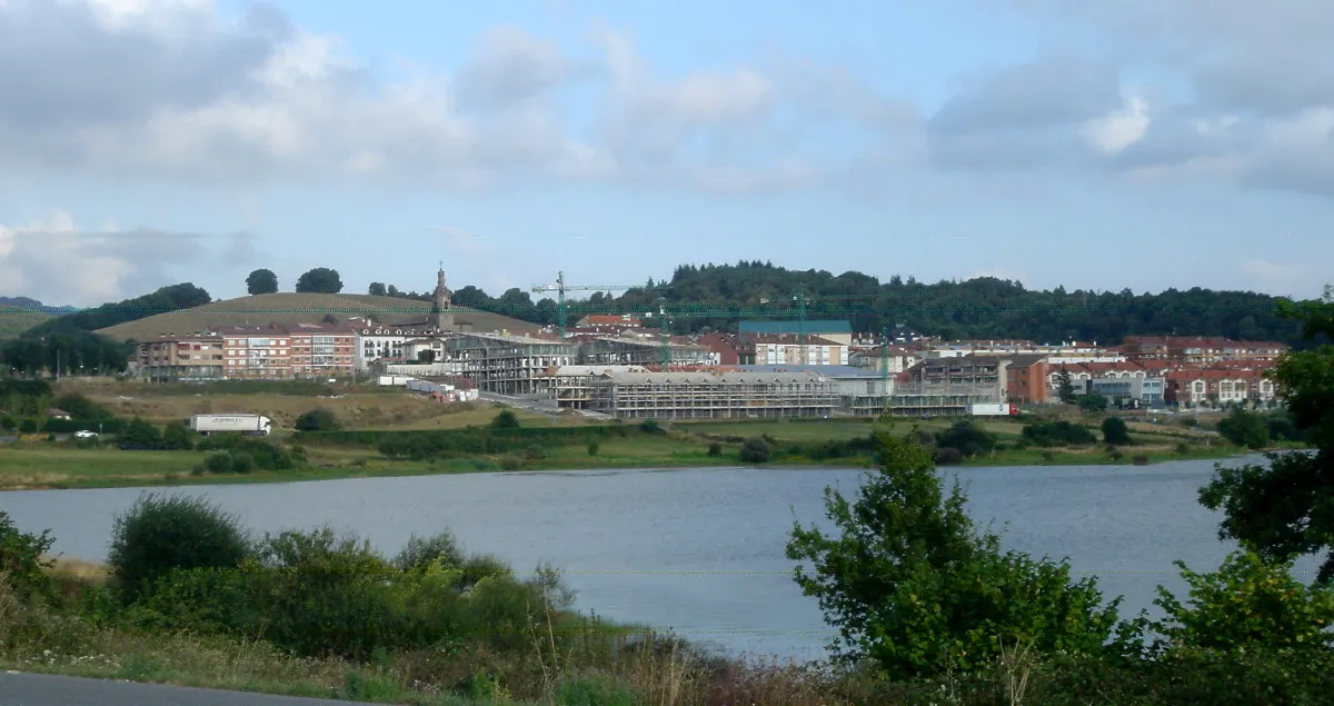 Photo showing: View of Legutio (Araba, Basque Country, Spain)