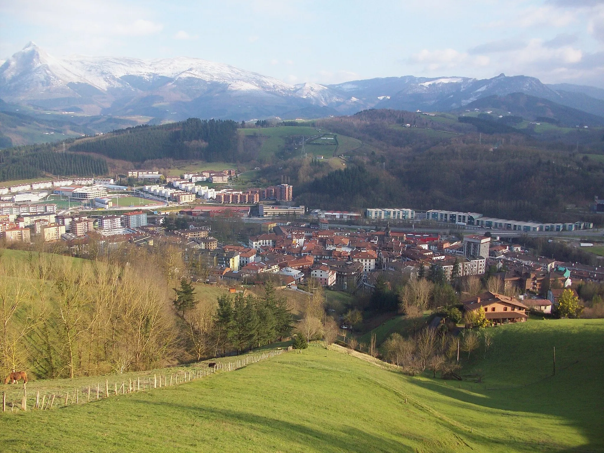 Photo showing: Ordizia, Goierri. Gipuzkoa, Euskal Herria.
Ordizia, Goierri. Gipuzkoa, Basque Country.