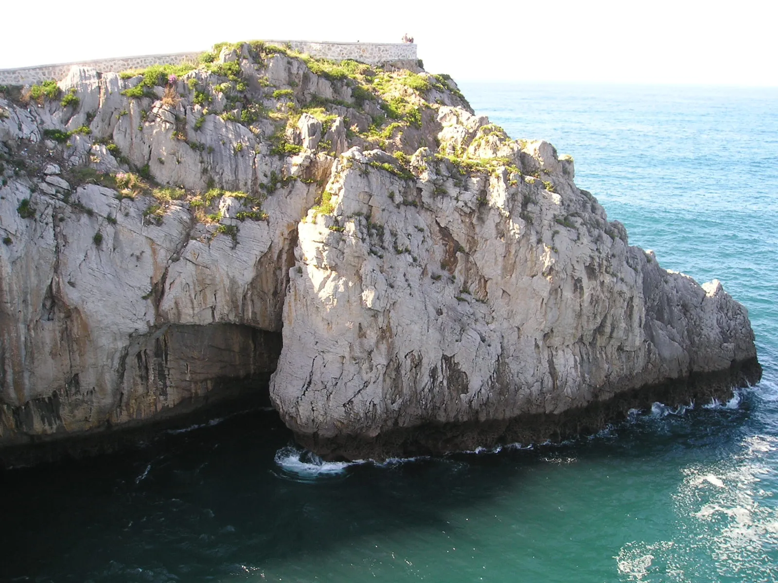 Photo showing: Castro Urdiales, localidad y municipio de Cantabria (España)