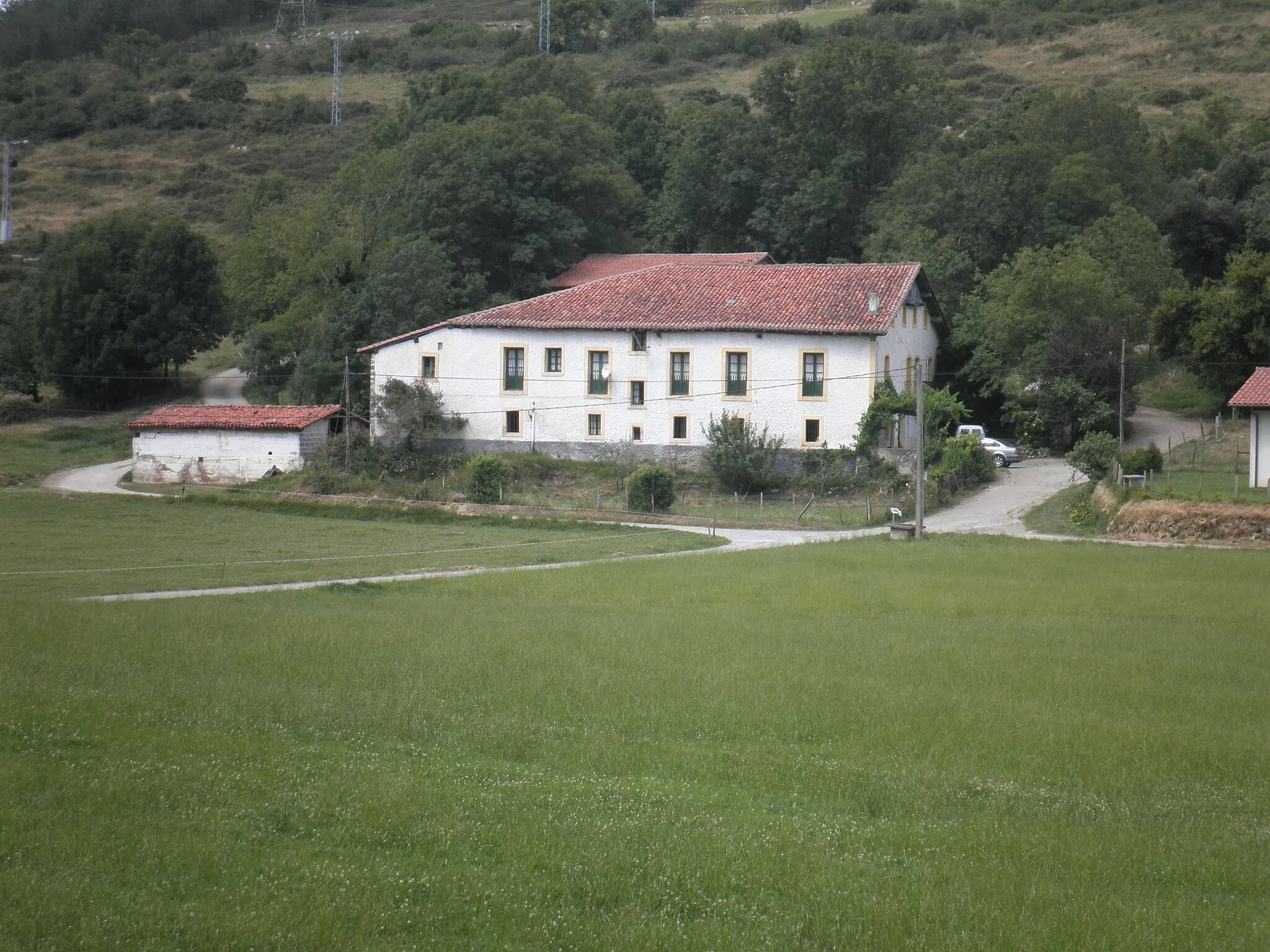 Photo showing: House in Aizarna.