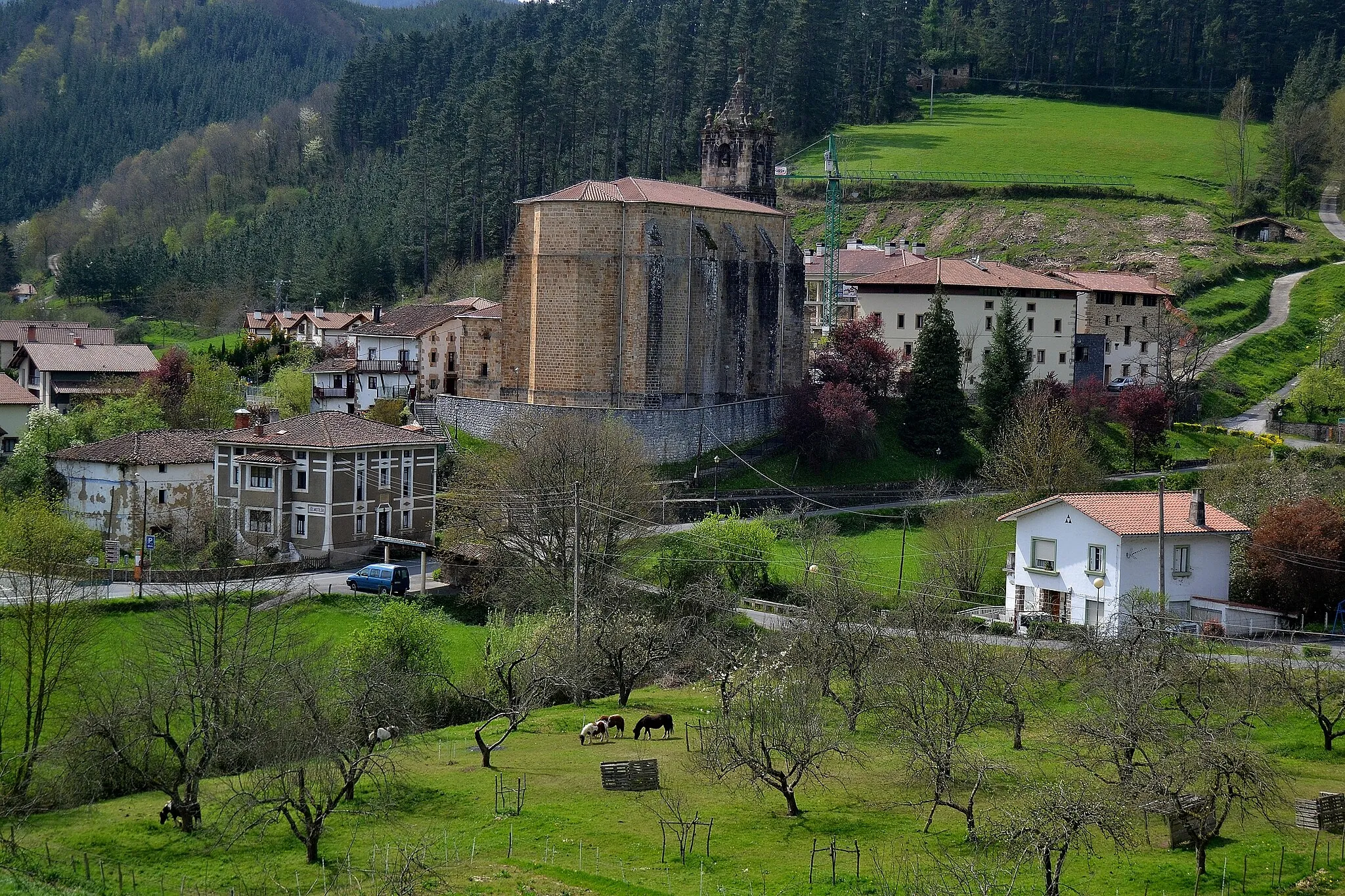 Photo showing: Mutiloako herrigunea. Gipuzkoa, Euskal Herria.
The bourg of Mutiloa. Gipuzkoa, Basque Country.