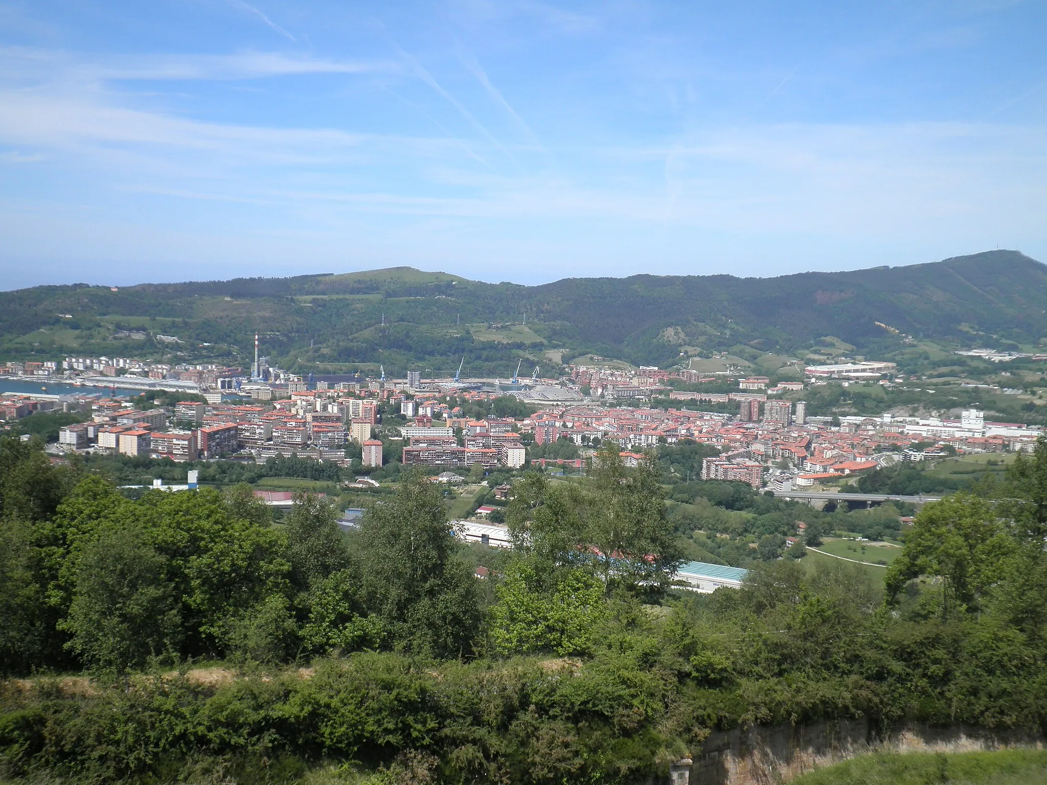 Photo showing: Errenteria from San Marko mountain.