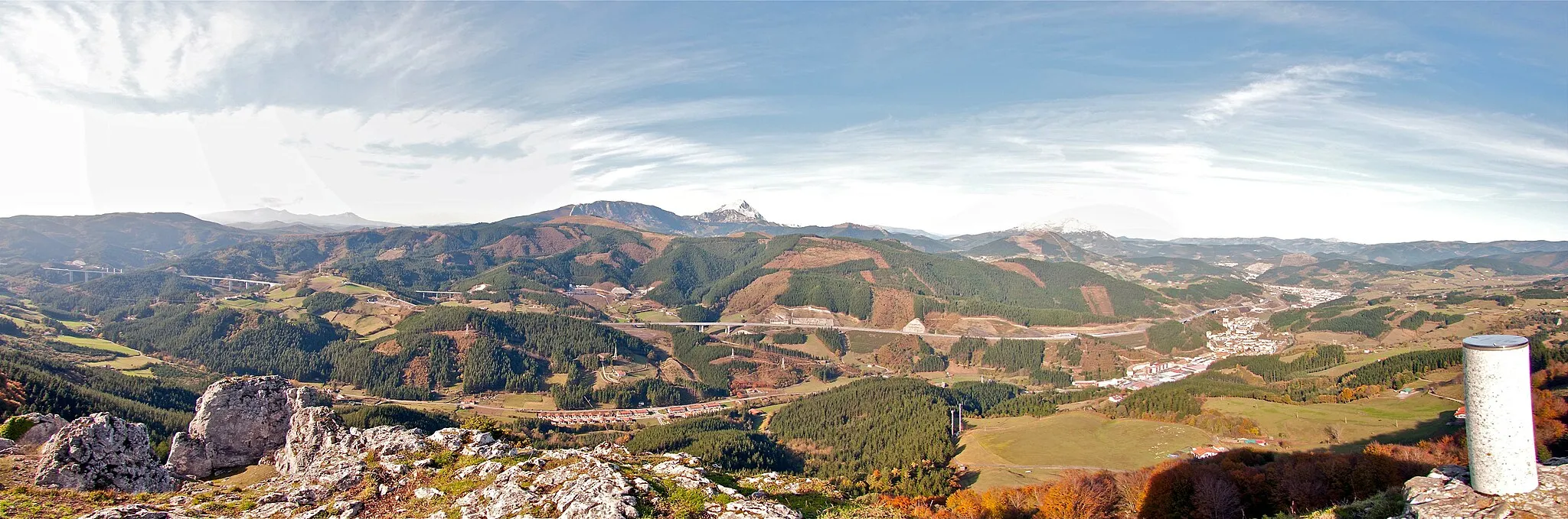 Photo showing: Vista panoramica desde Aitzorrotz