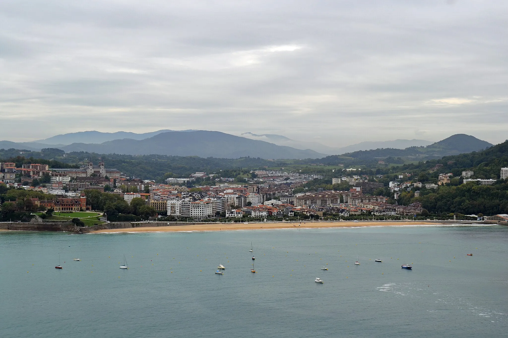 Photo showing: Antigua or Antiguo neighborhood. Donostia-Saint Sebastian, Gipuzkoa. Basque Country.