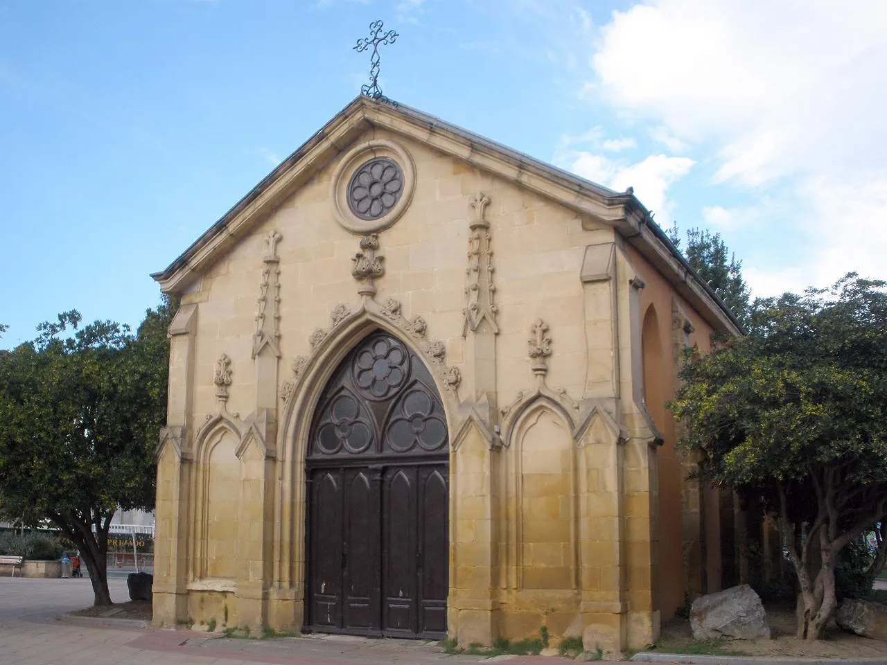 Photo showing: Ermita de Santa Ana, en Las Arenas (Getxo)