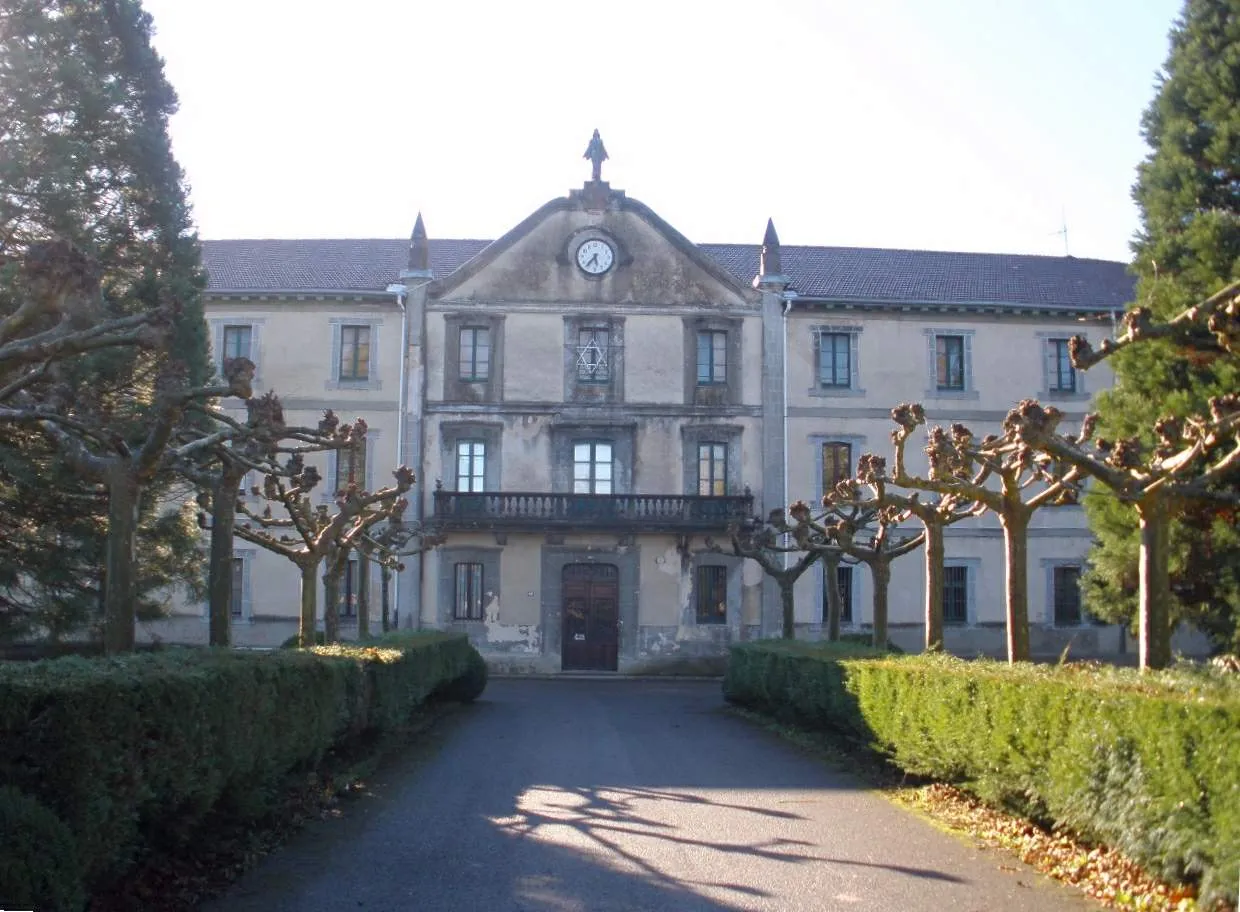 Photo showing: Murguía - Colegio del Sagrado Corazón (PP Paúles)