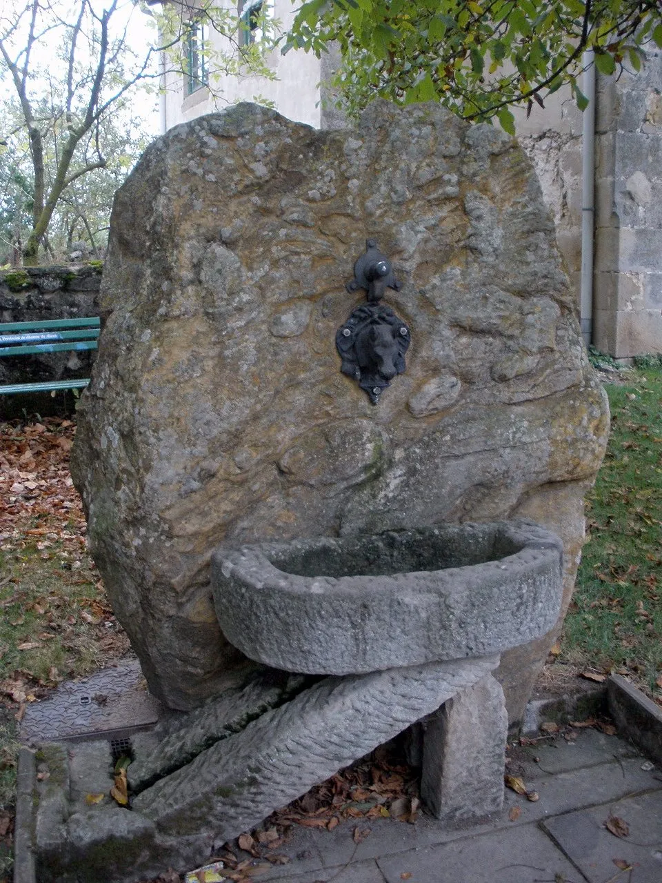 Photo showing: Fuente en Albéniz, municipio de Aspárrena (Álava)