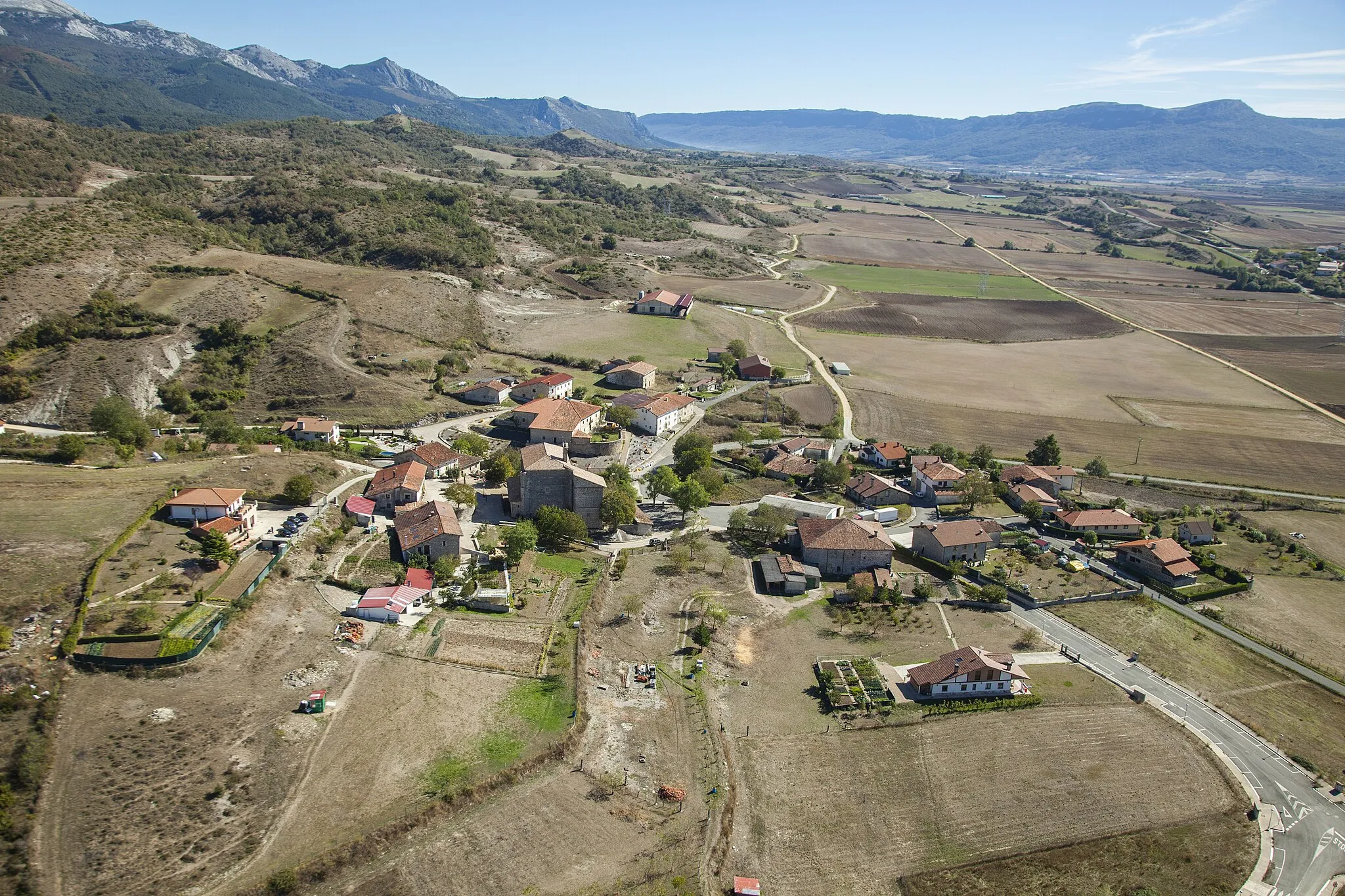 Photo showing: Vista del concejo español de Arriola (Álava).