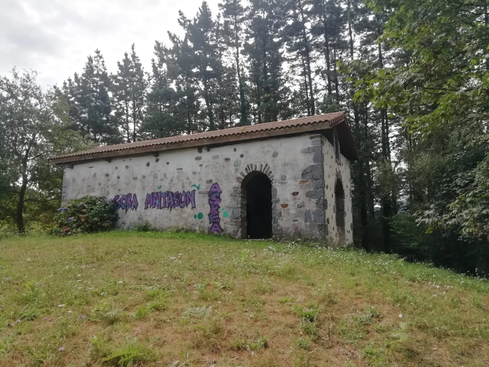 Photo showing: San Migel Txiki. Ermita. Artea (Bizkaia)