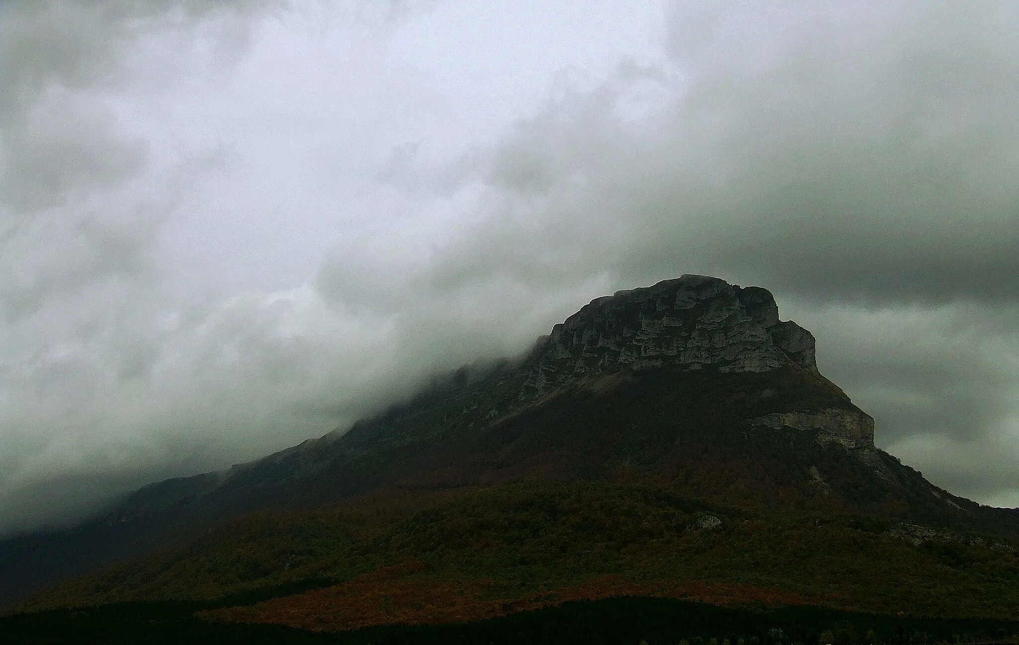 Photo showing: Beriain mount, in Andia, seen from Lakuntza, Navarre, Basque Country.