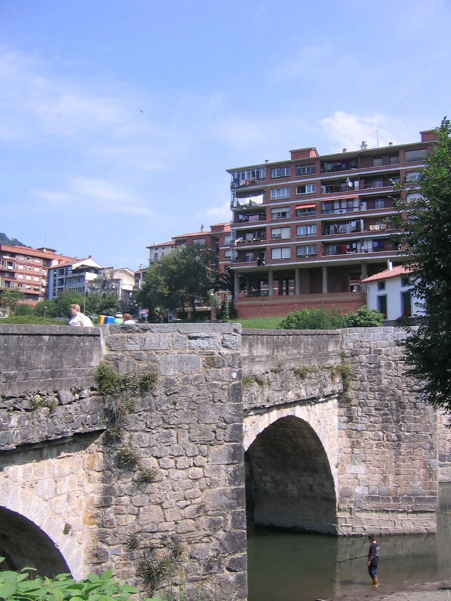 Photo showing: Punete sobre el río Urola en Cestona, Guipúzcoa, País Vaco, España.