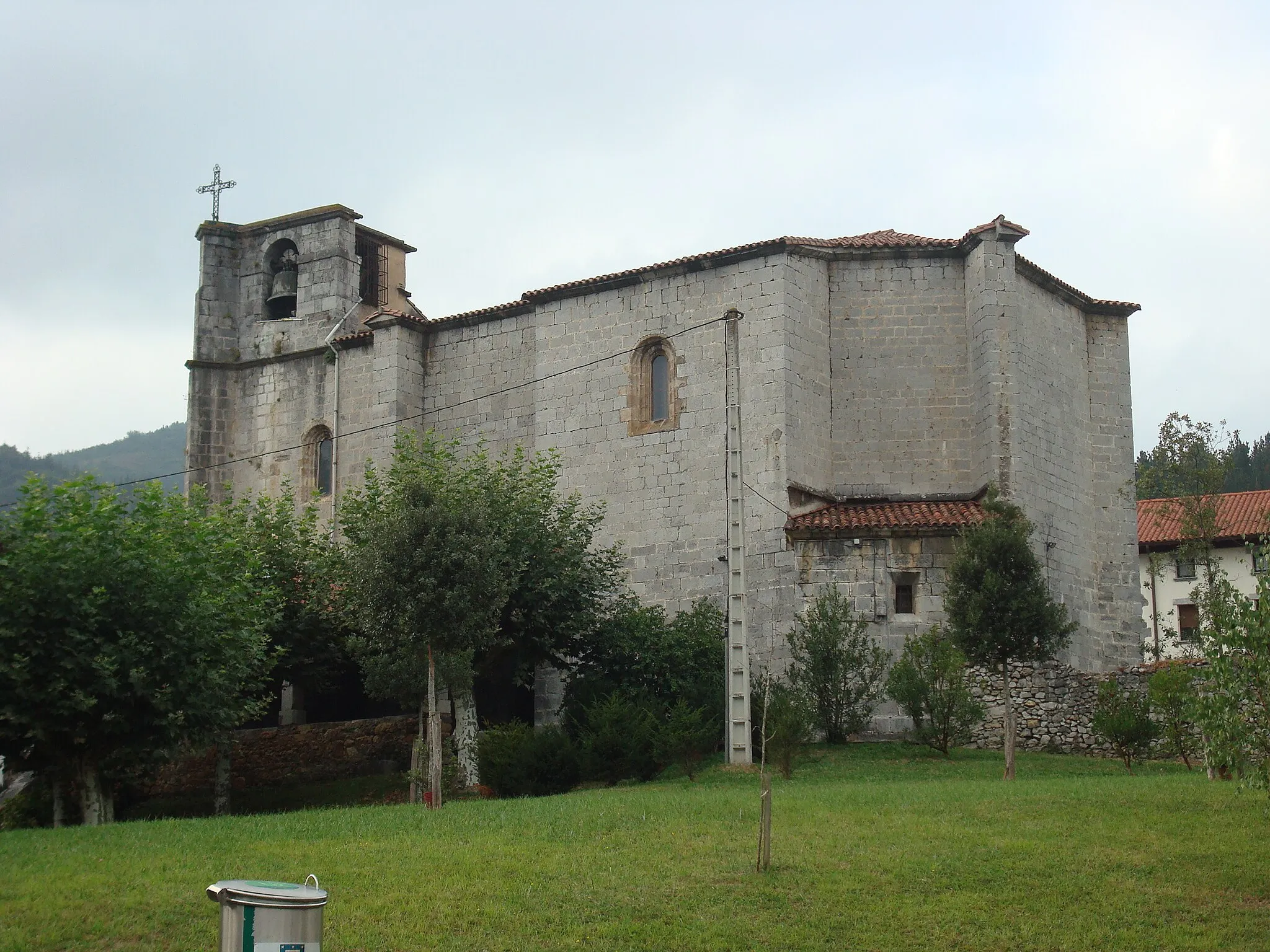 Photo showing: General view of the 
San Martín's church in Soravilla