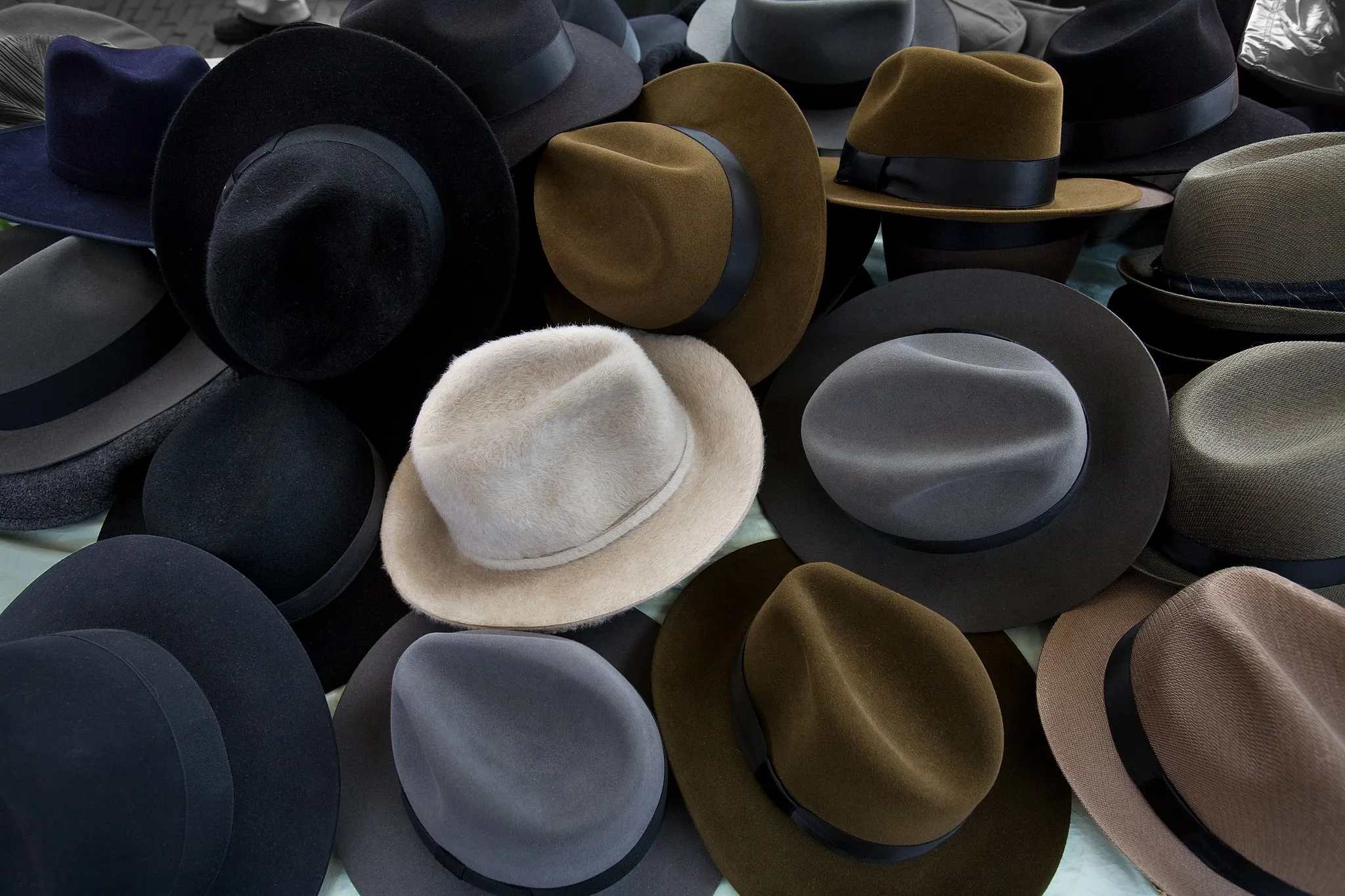 Photo showing: Hat stall in a sunday fair. Amsterdam, The Netherlands