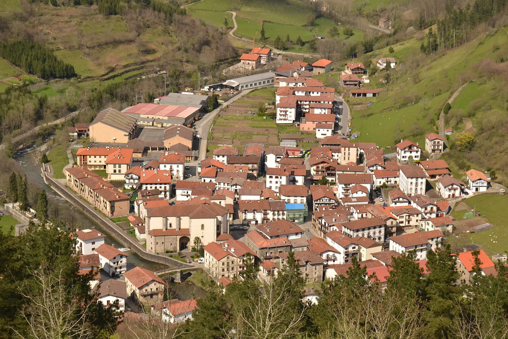 Photo showing: Goizueta. Nafarroa, Euskal Herria.
Goizueta. Navarre, Basque Country.