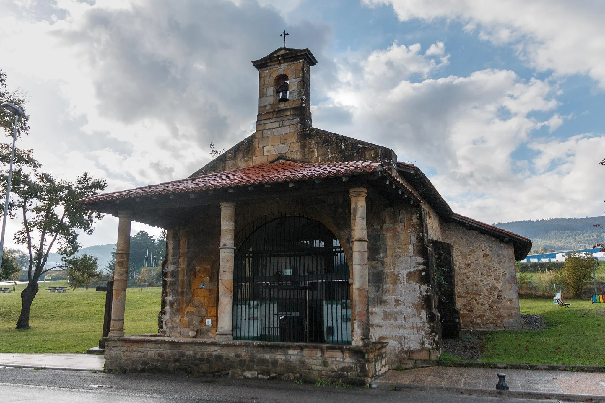 Photo showing: Santo Kristo baseliza