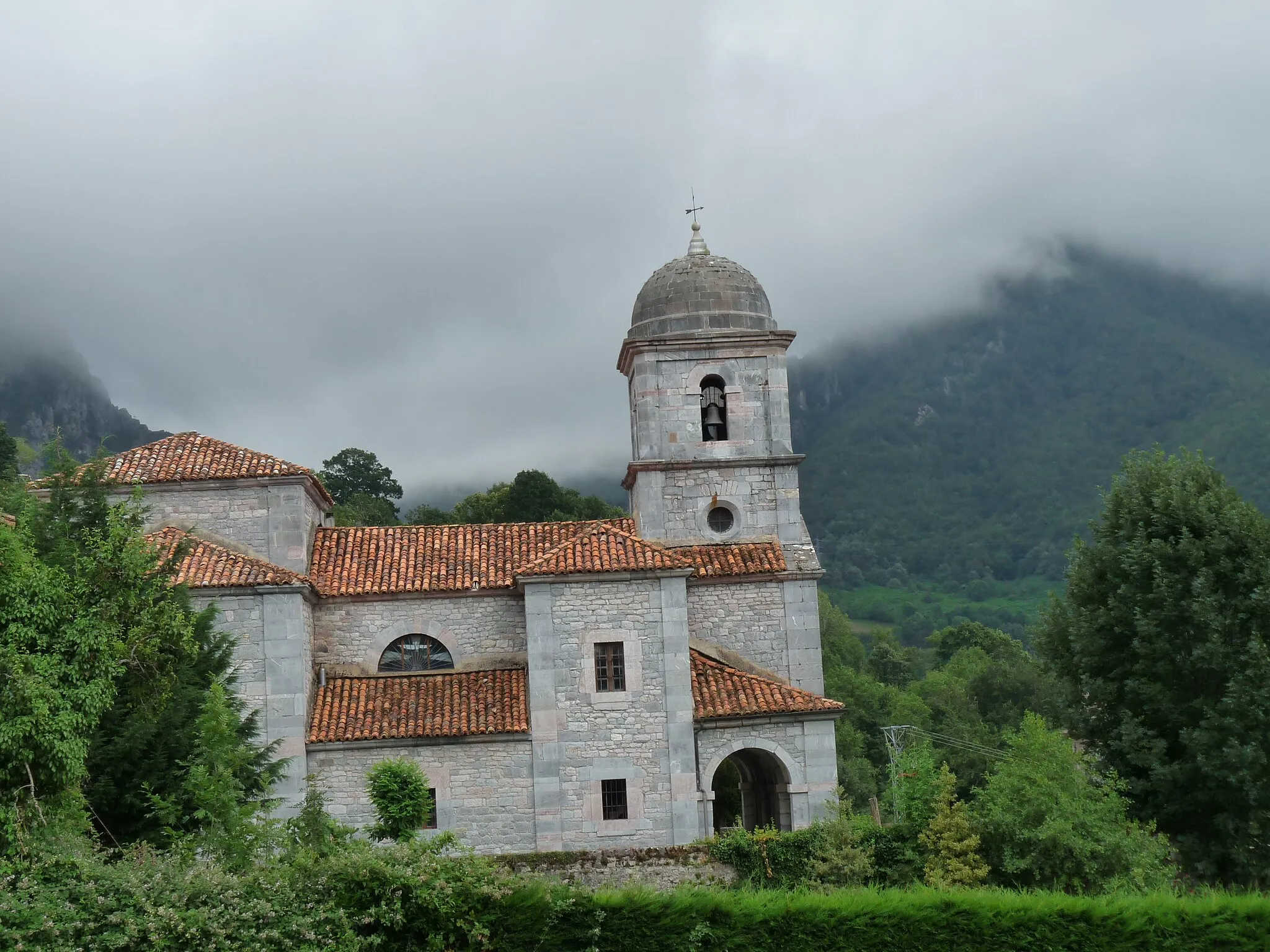 Photo showing: Church of Oseja de Sajambre, León, Castile and León, Spain.