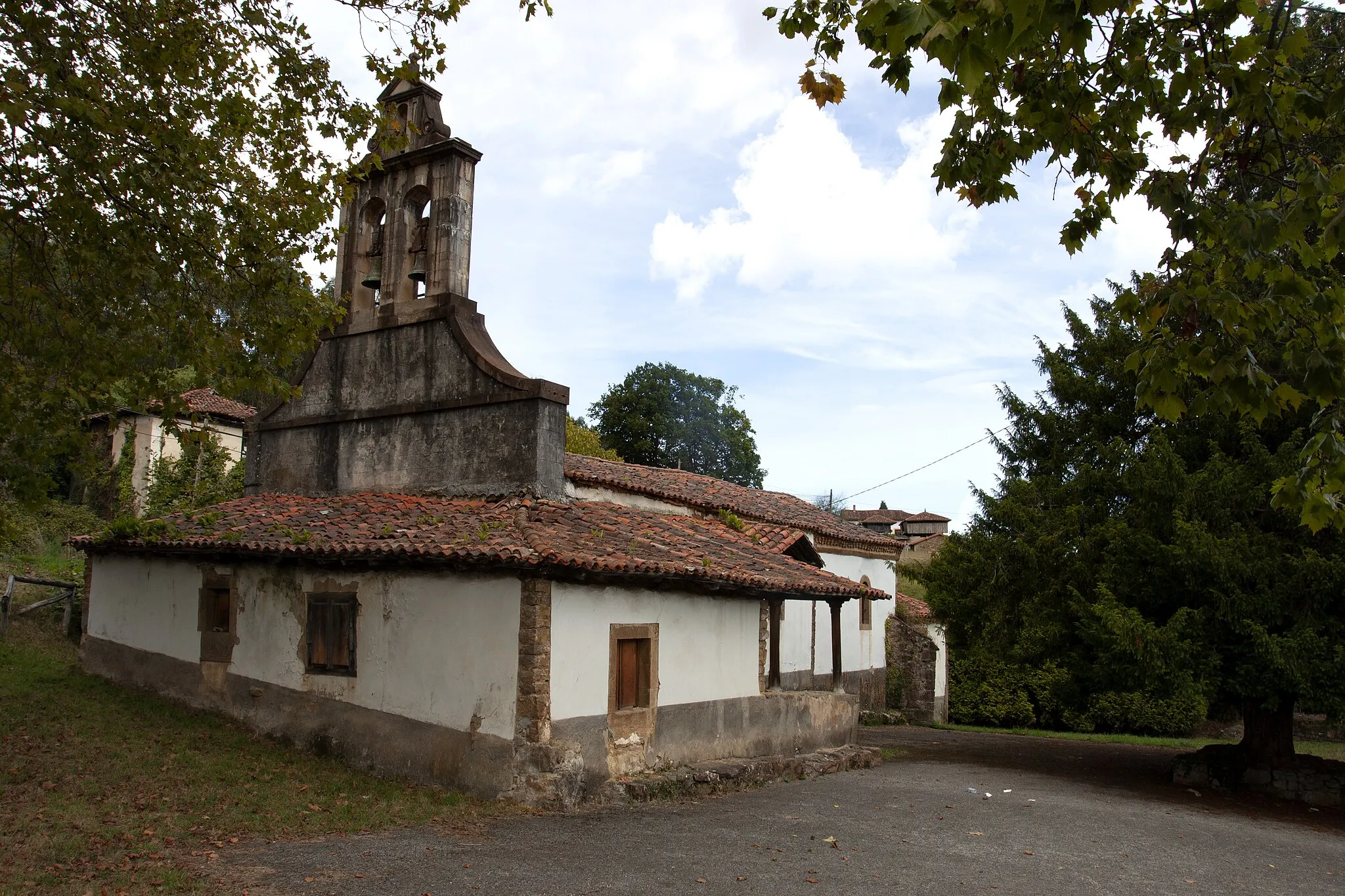 Photo showing: Villamar (Salas, Asturias)