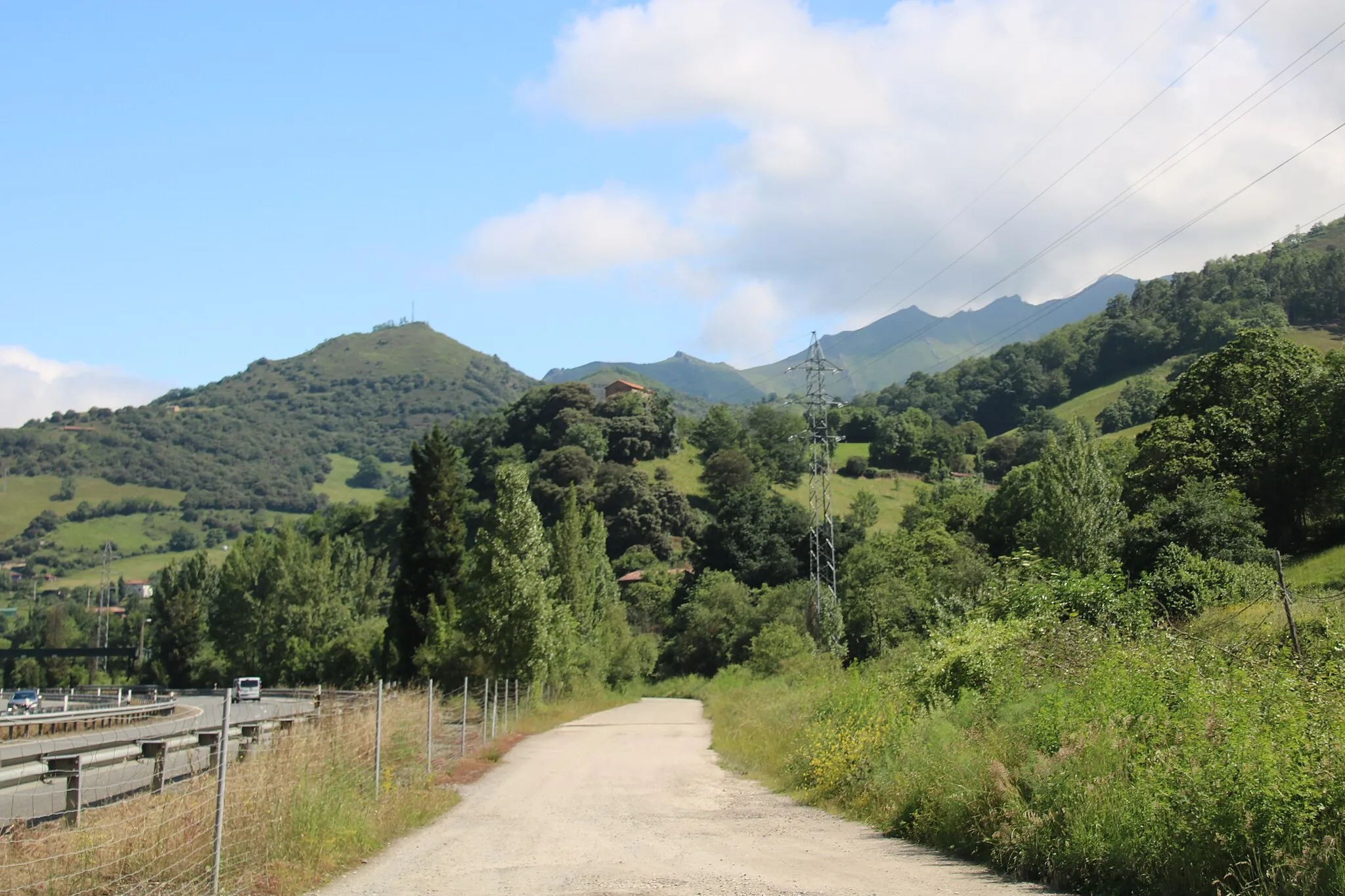 Photo showing: Camino de San Salvador_tappa da Pajares a La Pola de Lena