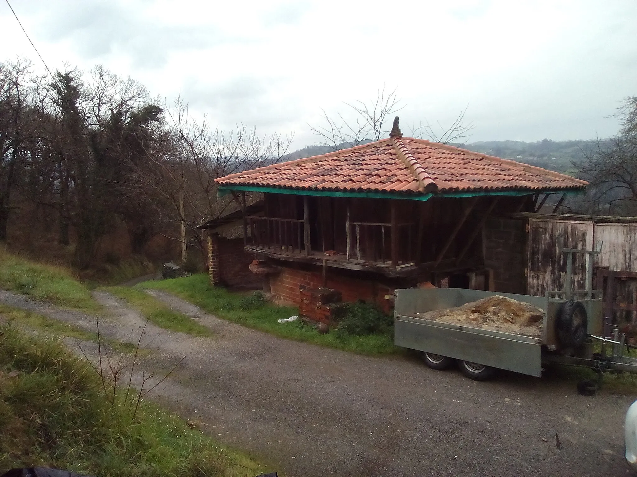 Photo showing: Hórreo (tipical building from Asturias)