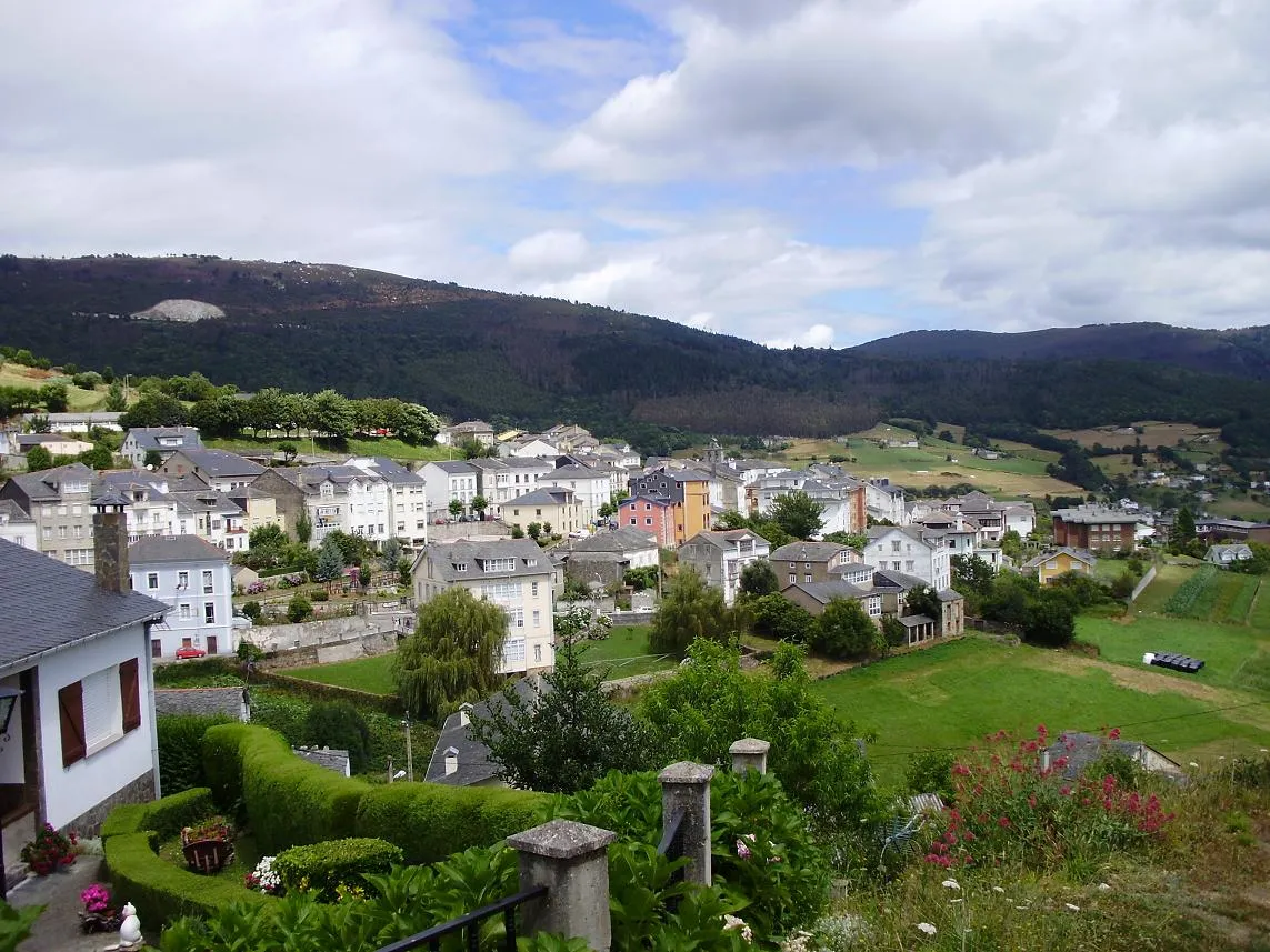 Photo showing: Partial view of Boal (Asturias, Spain). Picture taken in august 2008.