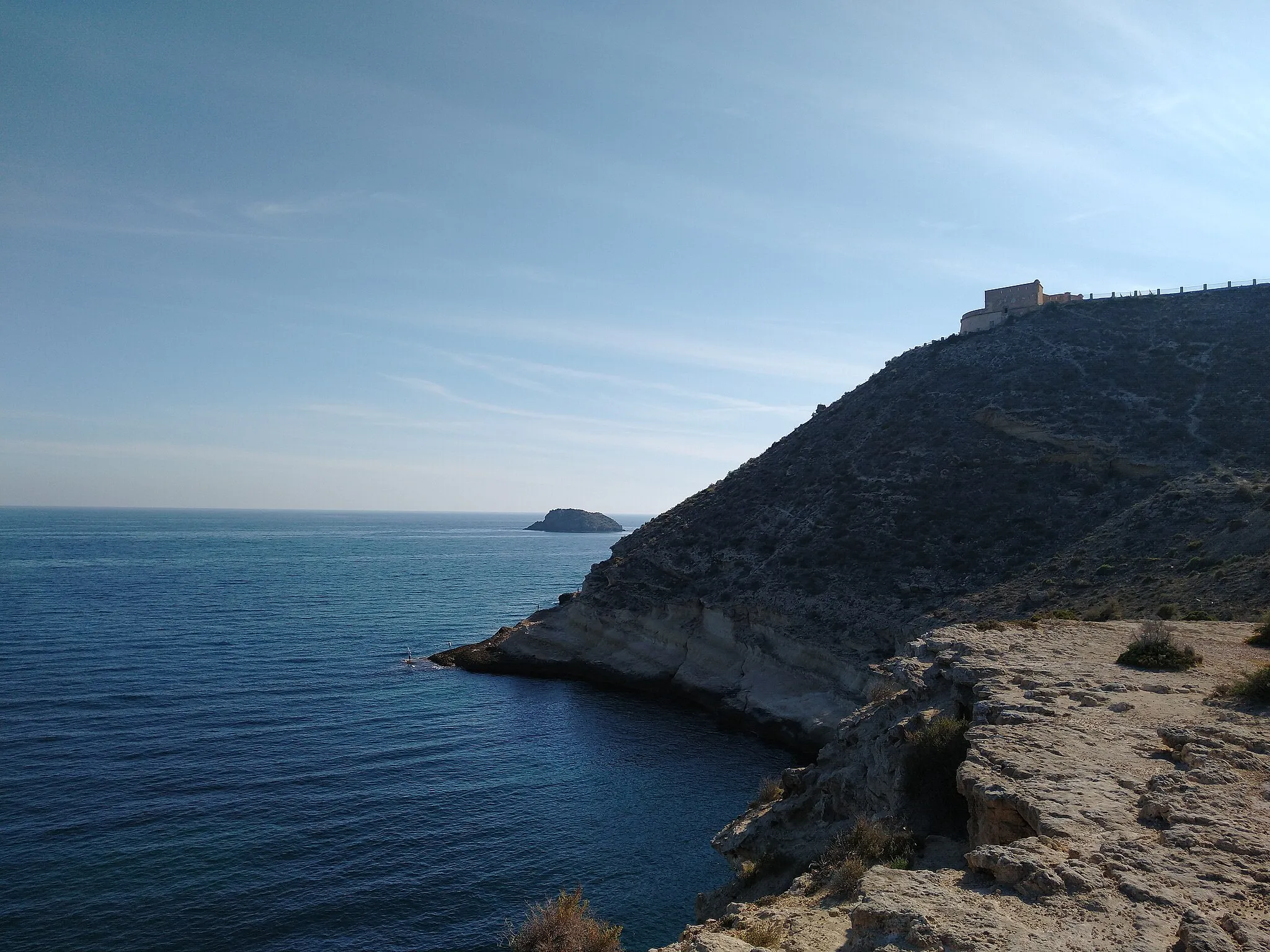 Photo showing: Castillo de San Juan de los Terreros y el islote de Terreros.