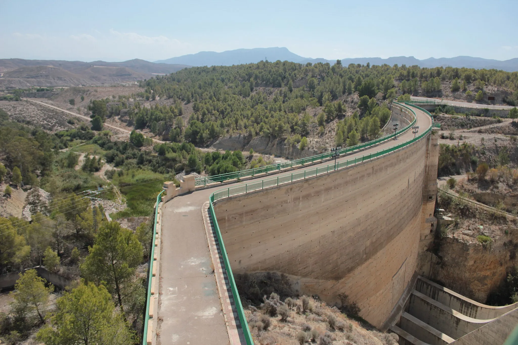 Photo showing: Vista de las Presa de Puentes III desde la Presa de Puentes IV