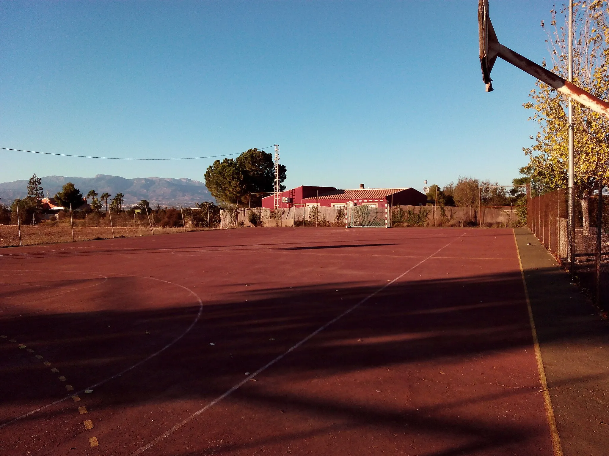 Photo showing: Pista de fútbol sala - pista polivalente. Raiguero Bajo.